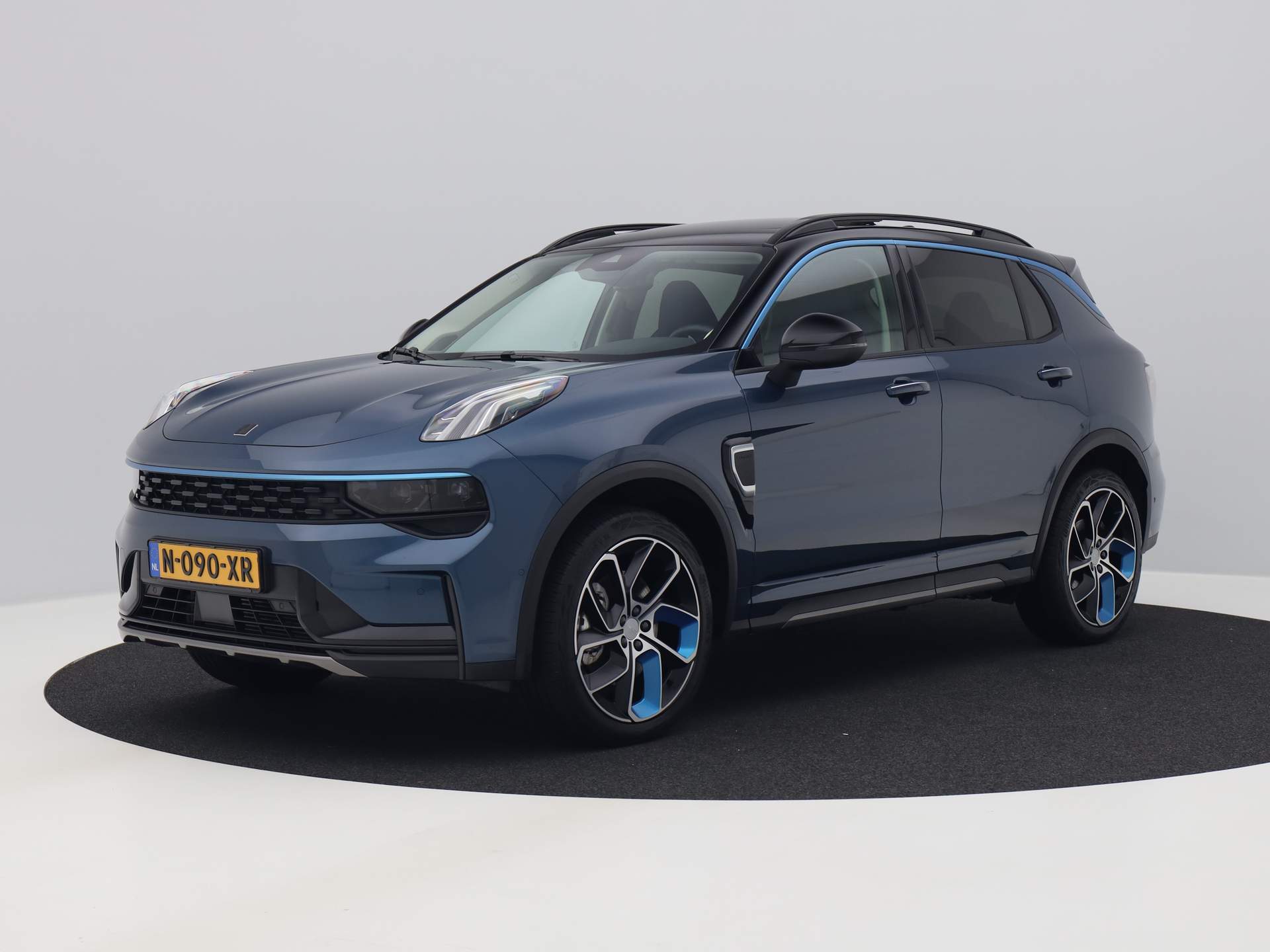 Lynk&Co 01 1.5 261 PK Plug-in Hybrid | PANO | ACC | KEYLESS | APPLE CARPLAY