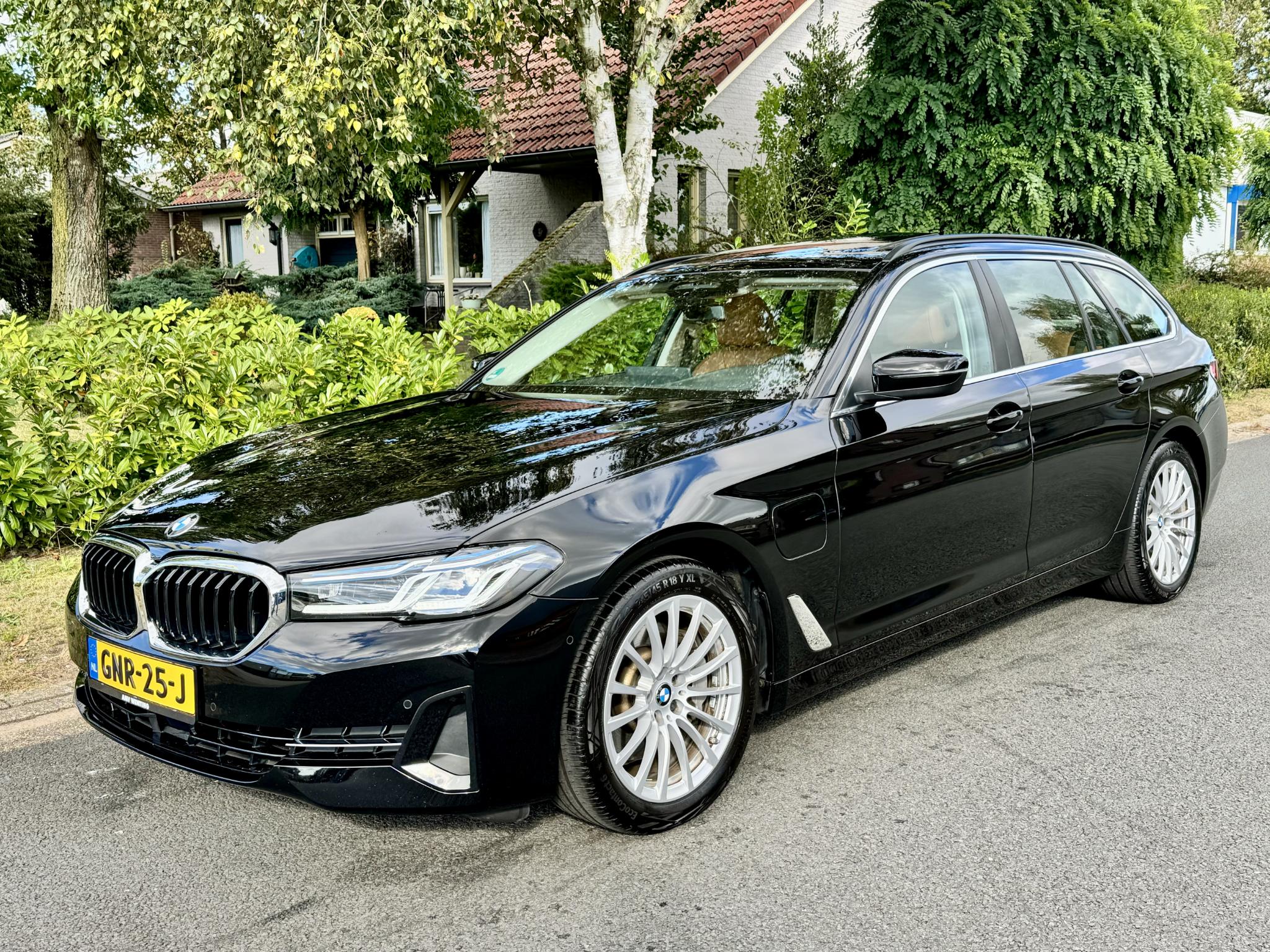 BMW 5 Serie Touring 530e High Executive 292PK Laser•Pano•Nappa