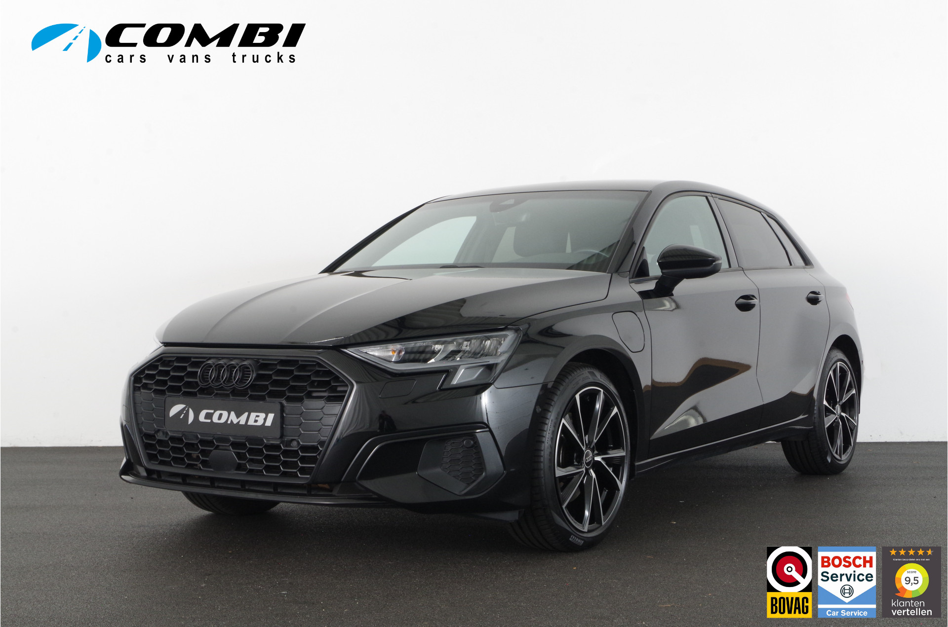 Audi A3 Sportback 40 TFSI e Sport Edition > 204pk/Leer/Full Black/17inch/Stoelverwarming... | 1002 |