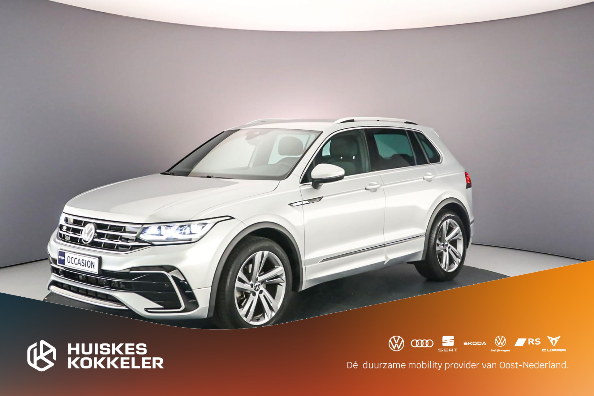 Volkswagen Tiguan R-Line Business 1.5 TSI 150pk DSG Automaat Trekhaak, LED matrix koplampen, Achteruitrijcamera, Elektrische achterklep, Adaptive cruise control, Navigatie, Airco, DAB, Parkeersensoren