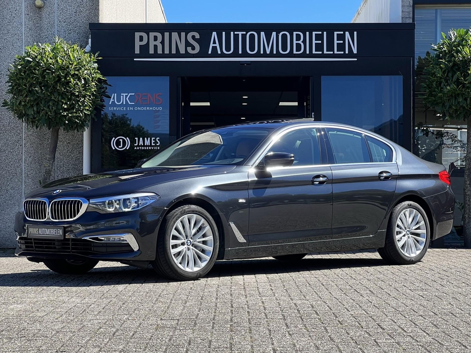 BMW 5 Serie 540i Luxury|Glasdak|Keyless|1e Eig|Dealerondh