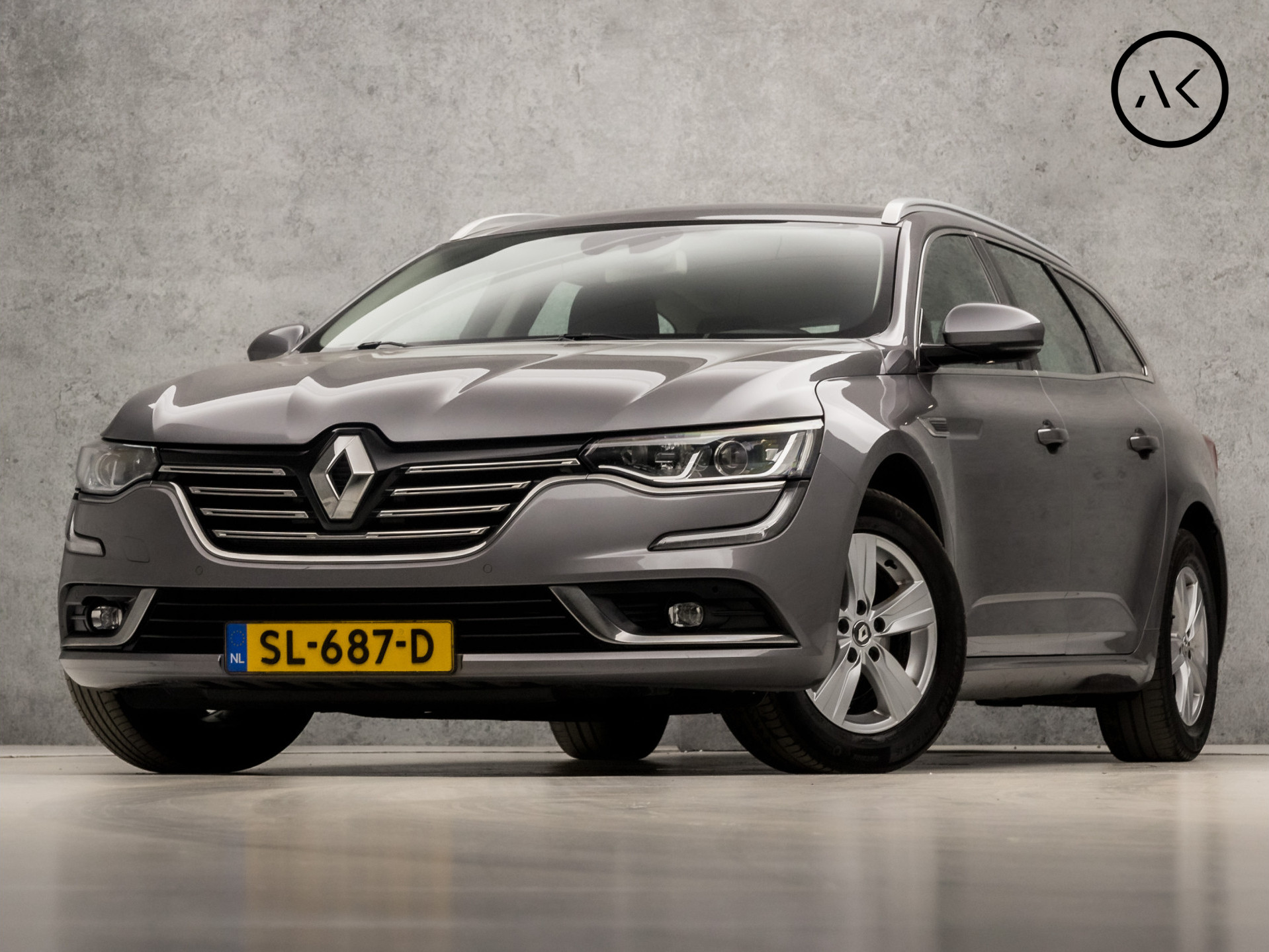 Renault Talisman Estate 1.5 dCi Zen Automaat (NAVIGATIE, CLIMATE, TREKHAAK, PARKEERSENSOREN, SPORTSTOELEN, KEYLESS, CRUISE, LANE ASSIST, NIEUWSTAAT)