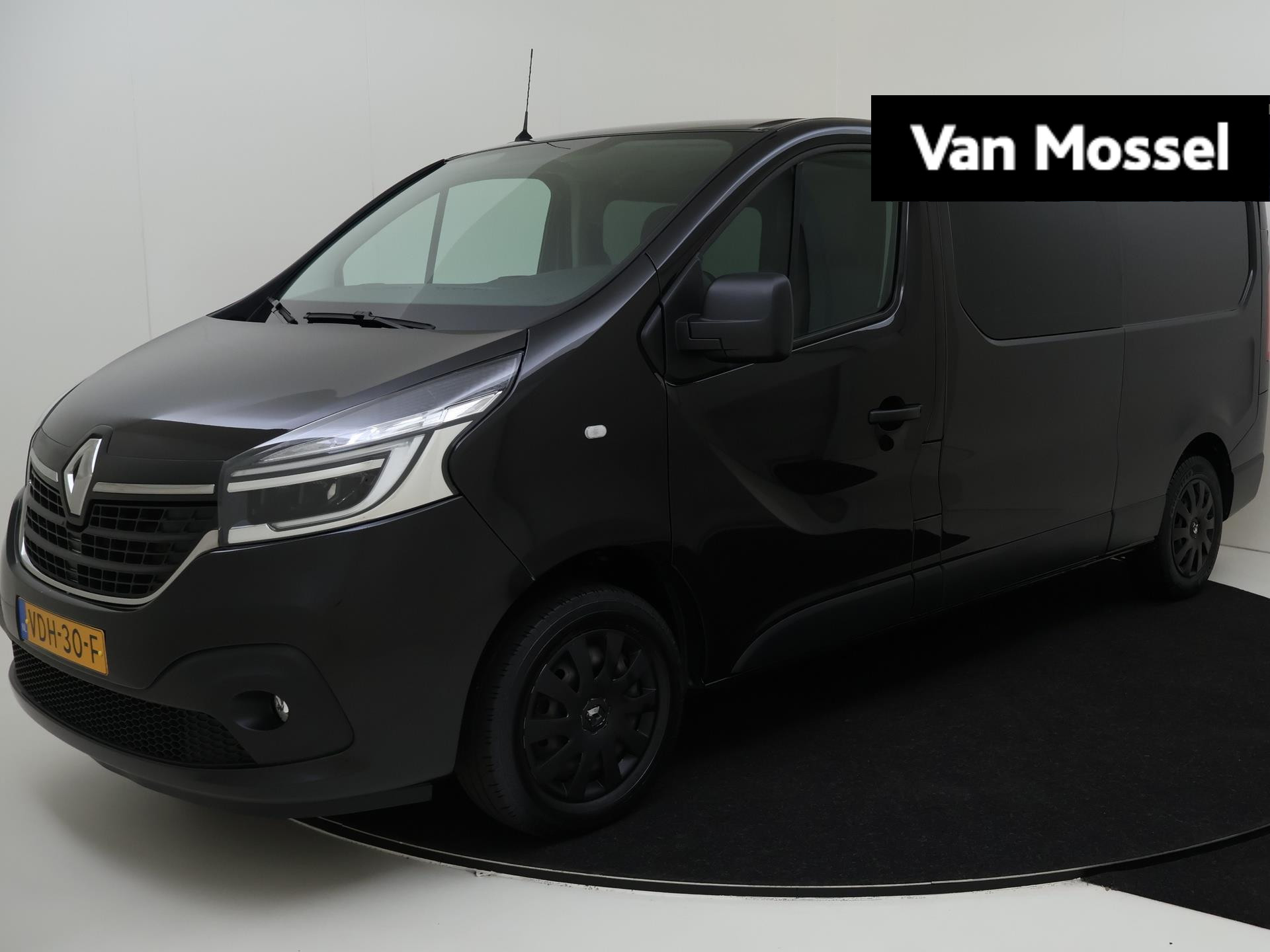 Renault Trafic 2.0 dCi 120 T29 L2H1 DC Work Edition | DUBBEL CABINE | Trekhaak | Betimmering