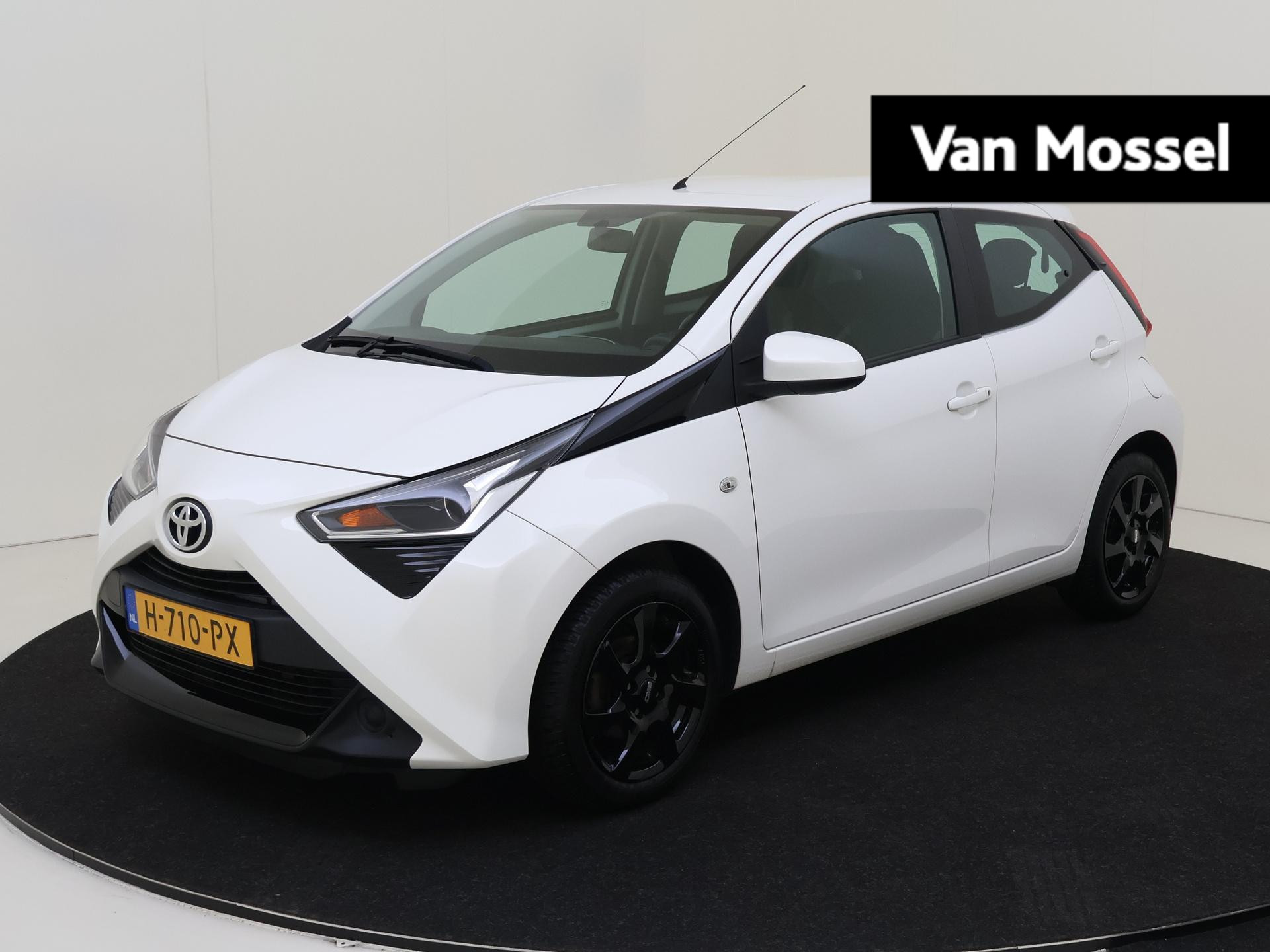 Toyota Aygo 1.0 VVT-i x-play | Camera