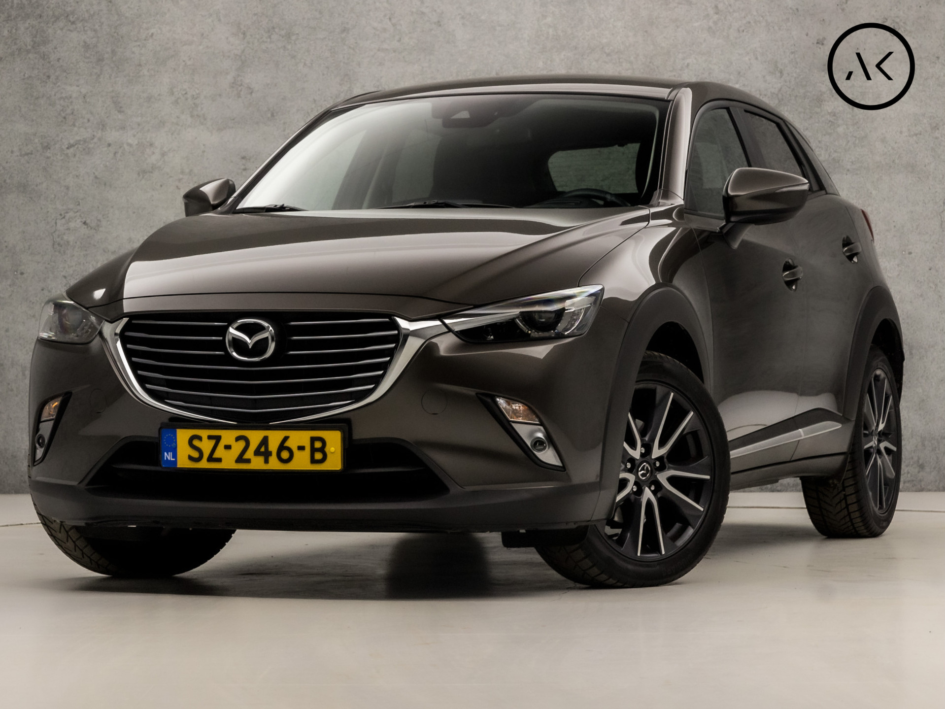 Mazda CX-3 2.0 SkyActiv-G 120 SkyLease GT Sport Automaat (NAVIGATIE, HEAD-UP DISPLAY, KEYLESS, LEDEREN SPORTSTOELEN, STOELVERWARMING, CAMERA, GETINT GLAS, LED KOPLAMPEN, LANE ASSIST, NIEUWSTAAT)