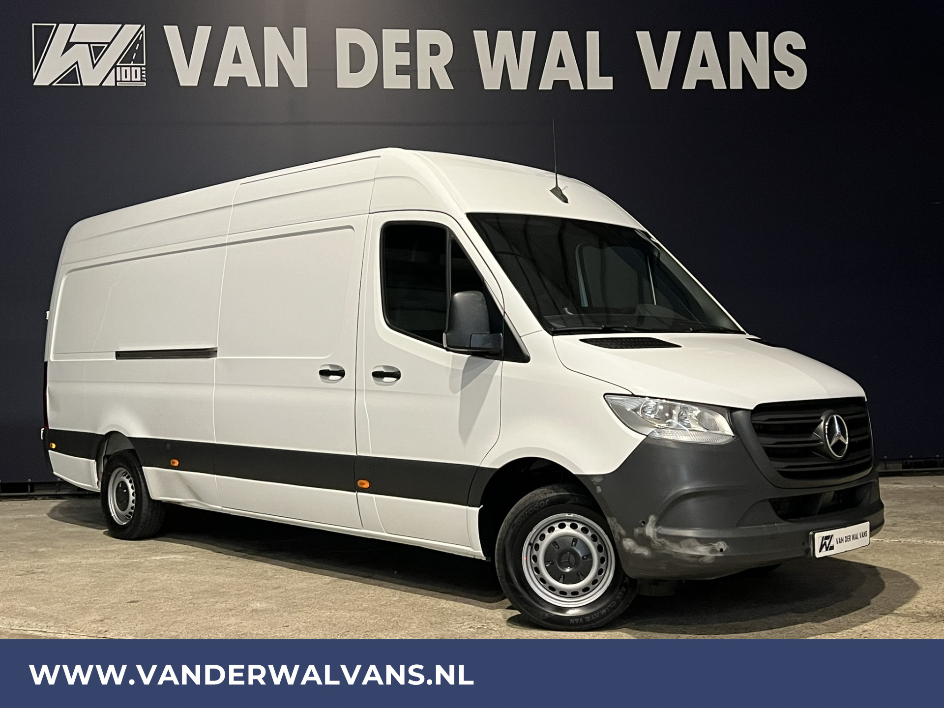 Mercedes-Benz Sprinter 315 CDI 150pk L3H2 Euro6 Airco | Camera | Apple Carplay | Android Auto Parkeersensoren, Bijrijdersbank