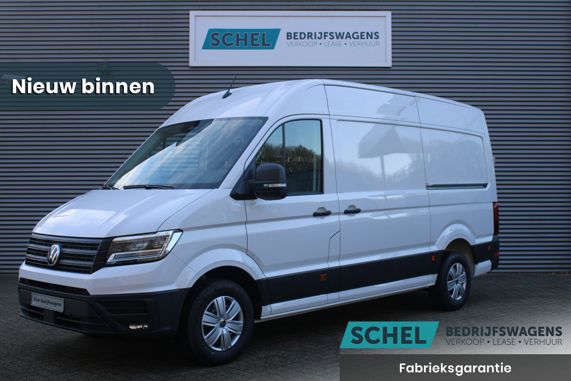 Volkswagen Crafter 35 2.0 TDI L3H3 177pk - Facelift - 2x Schuifdeur - Navigatie - LED - Geveerde stoel - Virtual cockpit - Camera - Stoelverwarming - Rijklaar