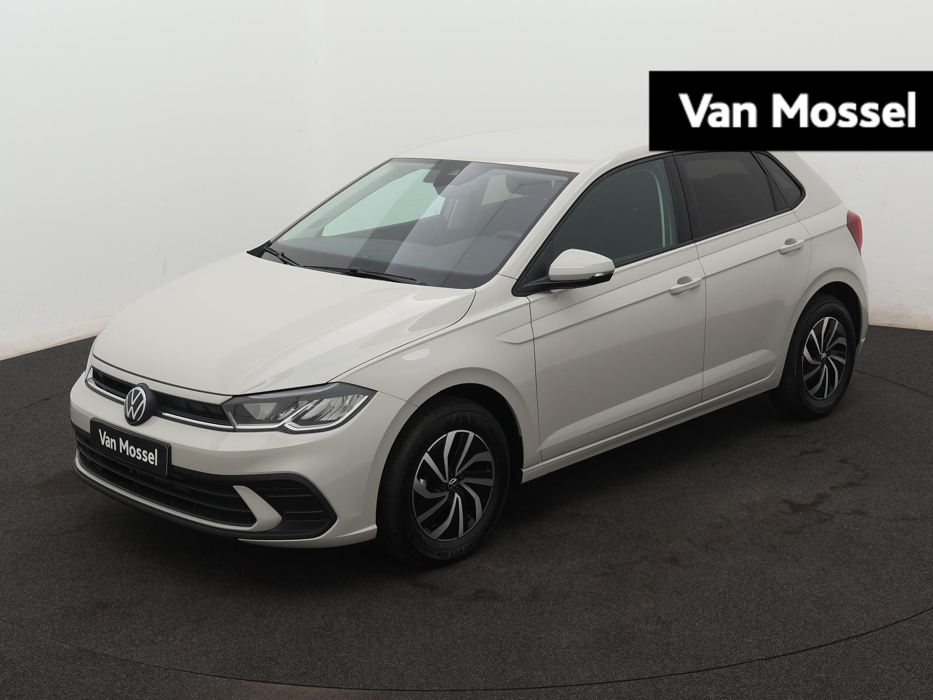 Volkswagen Polo 1.0 TSI Life Edition 95 PK Automaat | Apple Carplay draadloos | Android Auto draadloos | Parkeersensoren achter | Camera | Airco | Adaptieve cruise control |