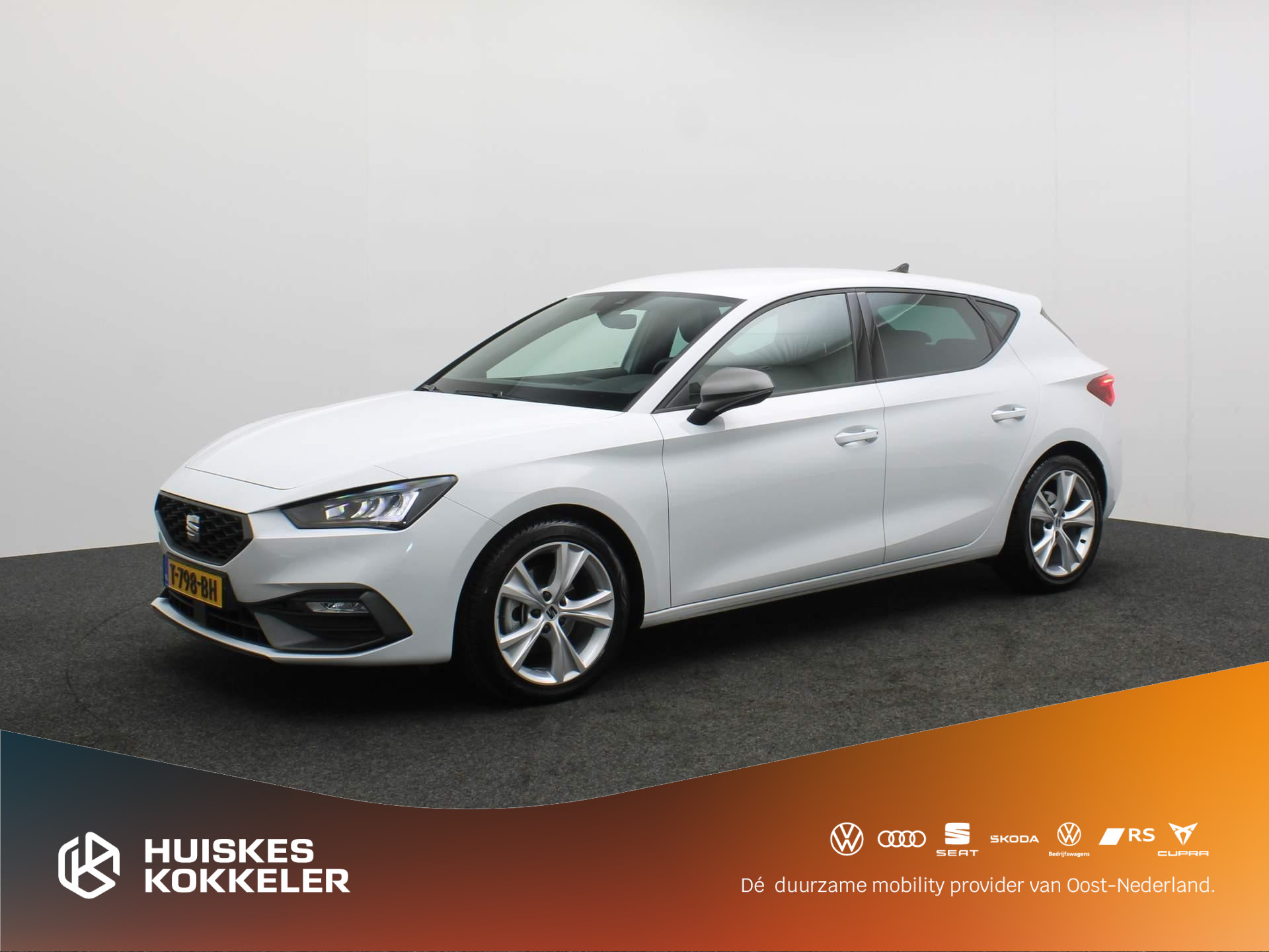 SEAT Leon FR 1.0 TSI 110pk Cruise control, Airco, DAB, App connect, Radio, Bluetooth, Parkeersensor achter, LED verlichting