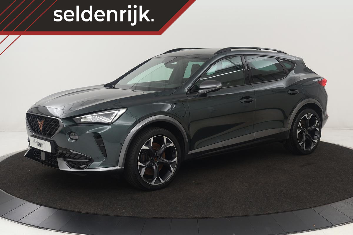 CUPRA Formentor 1.4 e-Hybrid VZ | 245pk | Trekhaak | Stoelverwarming | Camera | Adaptive cruise | Sfeerverlichting | Keyless | Memory | Navigatie | PHEV