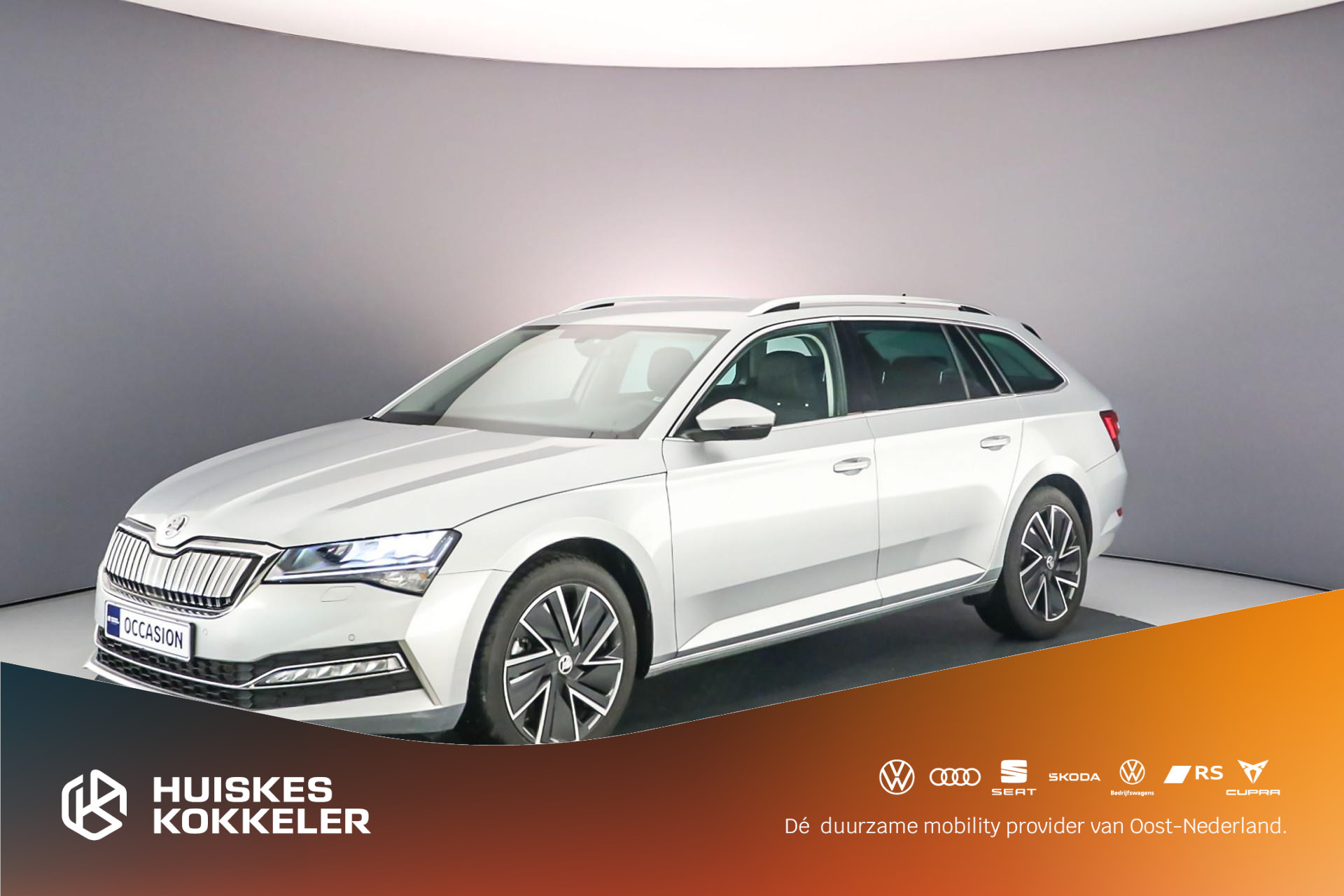 Škoda Superb Combi Business Edition Plus 1.4 TSI PHEV 218pk DSG Automaat Achteruitrijcamera, Navigatie, Cruise control, Airco, DAB, Parkeersensoren, Stoelverwarming, LED verlichting