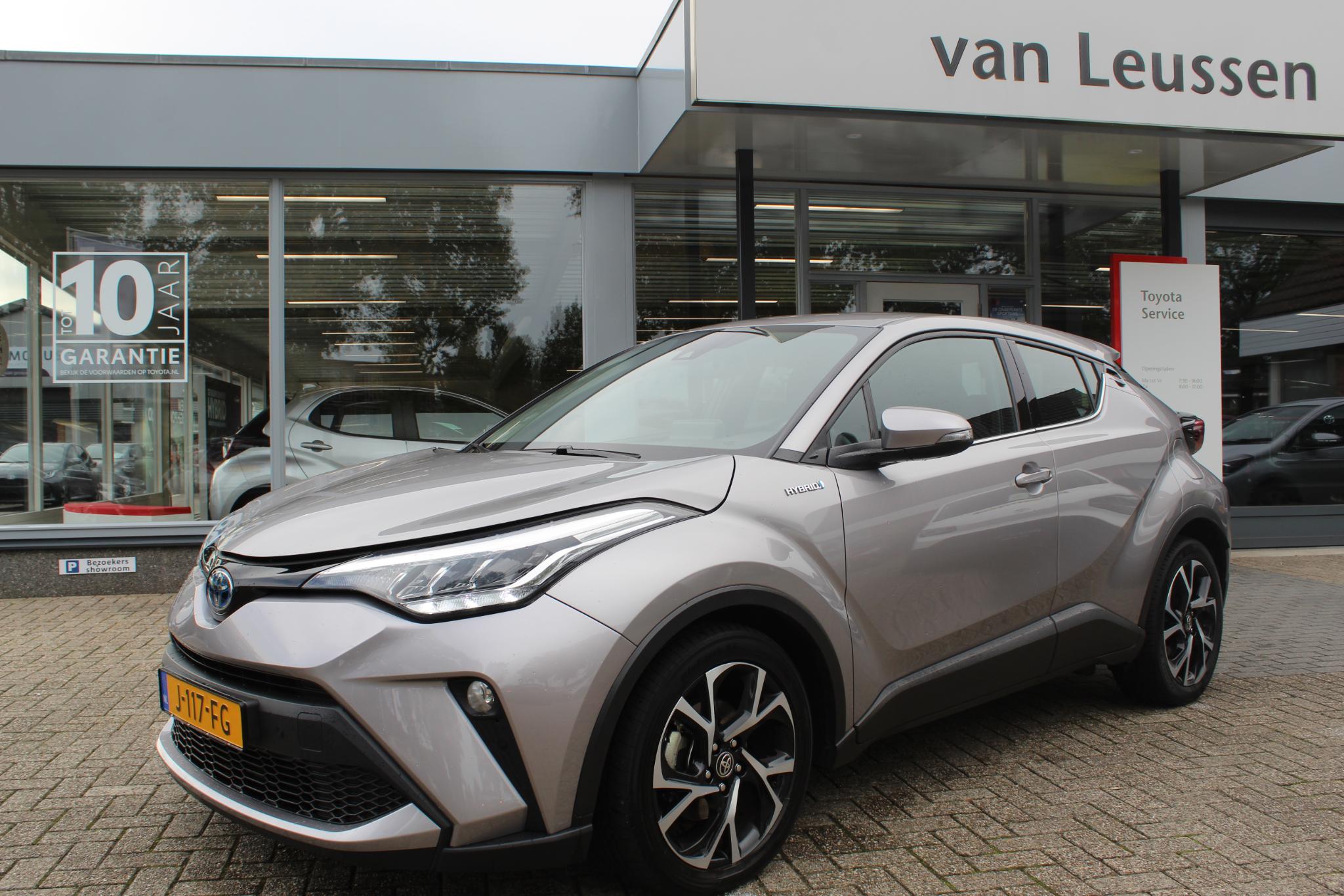 Toyota C-HR 1.8 HYBRID DYNAMIC KEYLESS NAVI PARK.SENSOREN A LM-VELGEN DAB APPLE/ANDROID AD-CRUISE CLIMA CAMERA