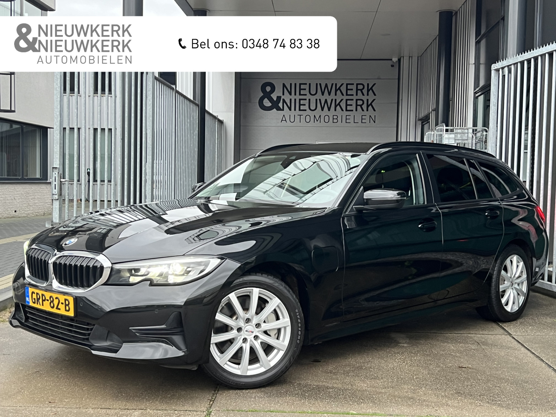 BMW 3 Serie Touring Hybride 330e | AUTOMAAT | CARPLAY/ANDROID | CAMERA | NAVI | CRUISE CONTROL | CLIMATE CONTROL | PDC V+A | LMV | STOELVERWARMING | ELEKTR. ACHTERKLEP | LICHT+REGEN SENSOR | LED | BLUETOOTH