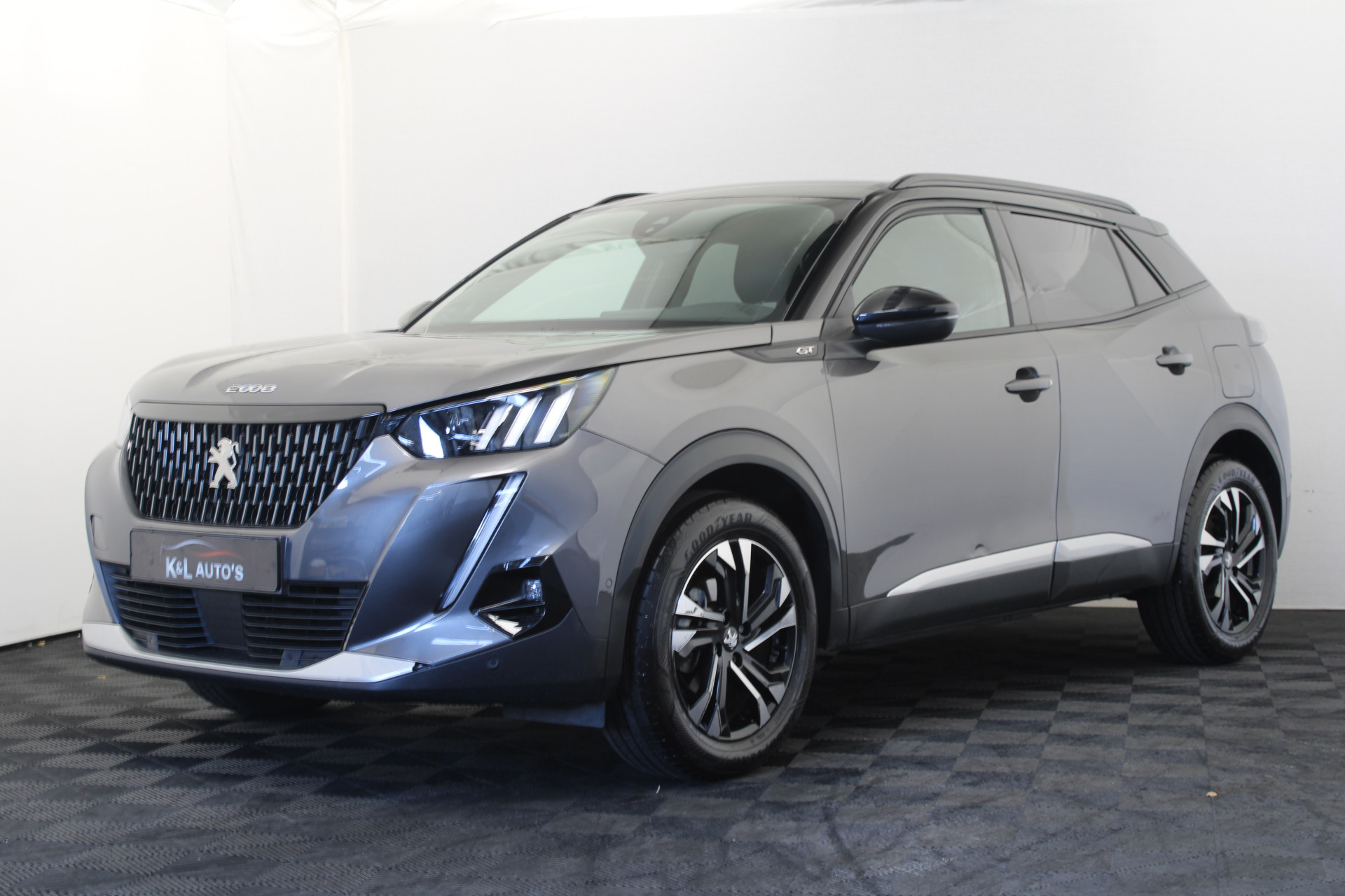 Peugeot 2008 1.2 PureTech GT Pano | Navi