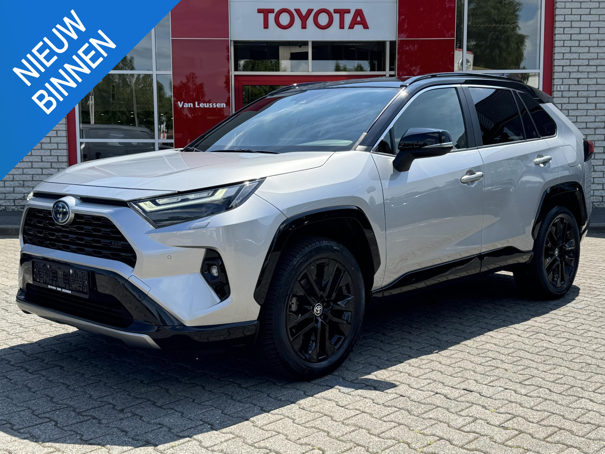 Toyota RAV4 2.5 HYBRID BI-TONE STOEL/STUURVERW EL-STOEL APPLE/ANDROID KEYLESS LED EL-ACHTERKLEP PARK-SENSOREN