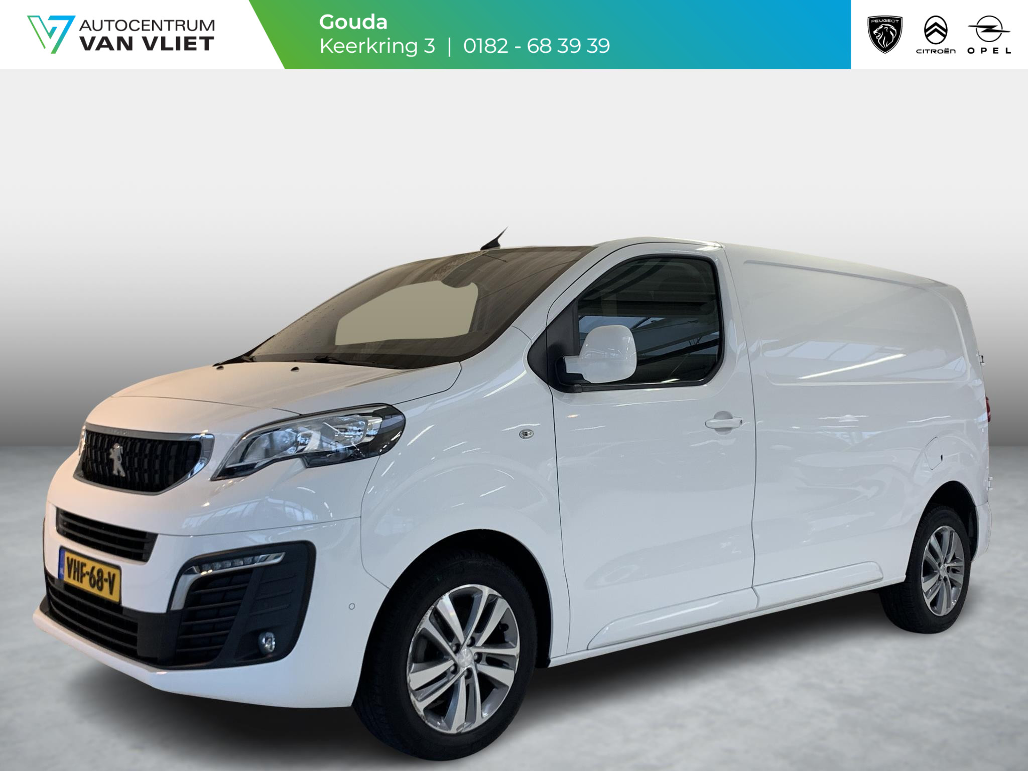 Peugeot Expert 2.0 BlueHDI 150 Standard Asphalt | Achteruitrijcamera | Parkeersensoren voor en achter | Cruise Control | Apple Carplay/Android Auto | Navigatie