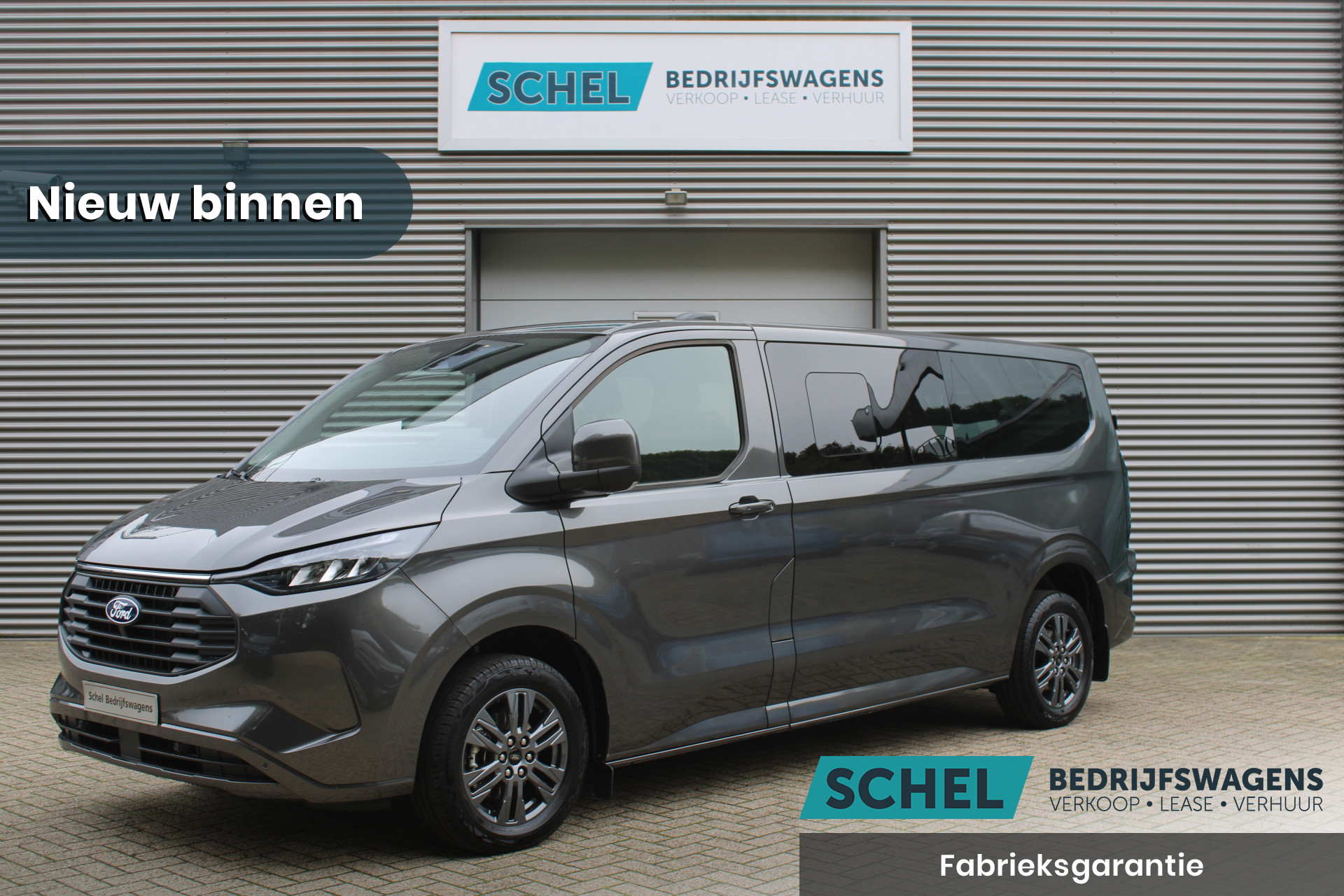 Ford Transit Custom 340 2.5 PHEV L2H1 Limited 232pk - 9 zits - Adaptive Cruise - Blind spot - Navi - Stuurverwarming - Airco achterin - Rijklaar