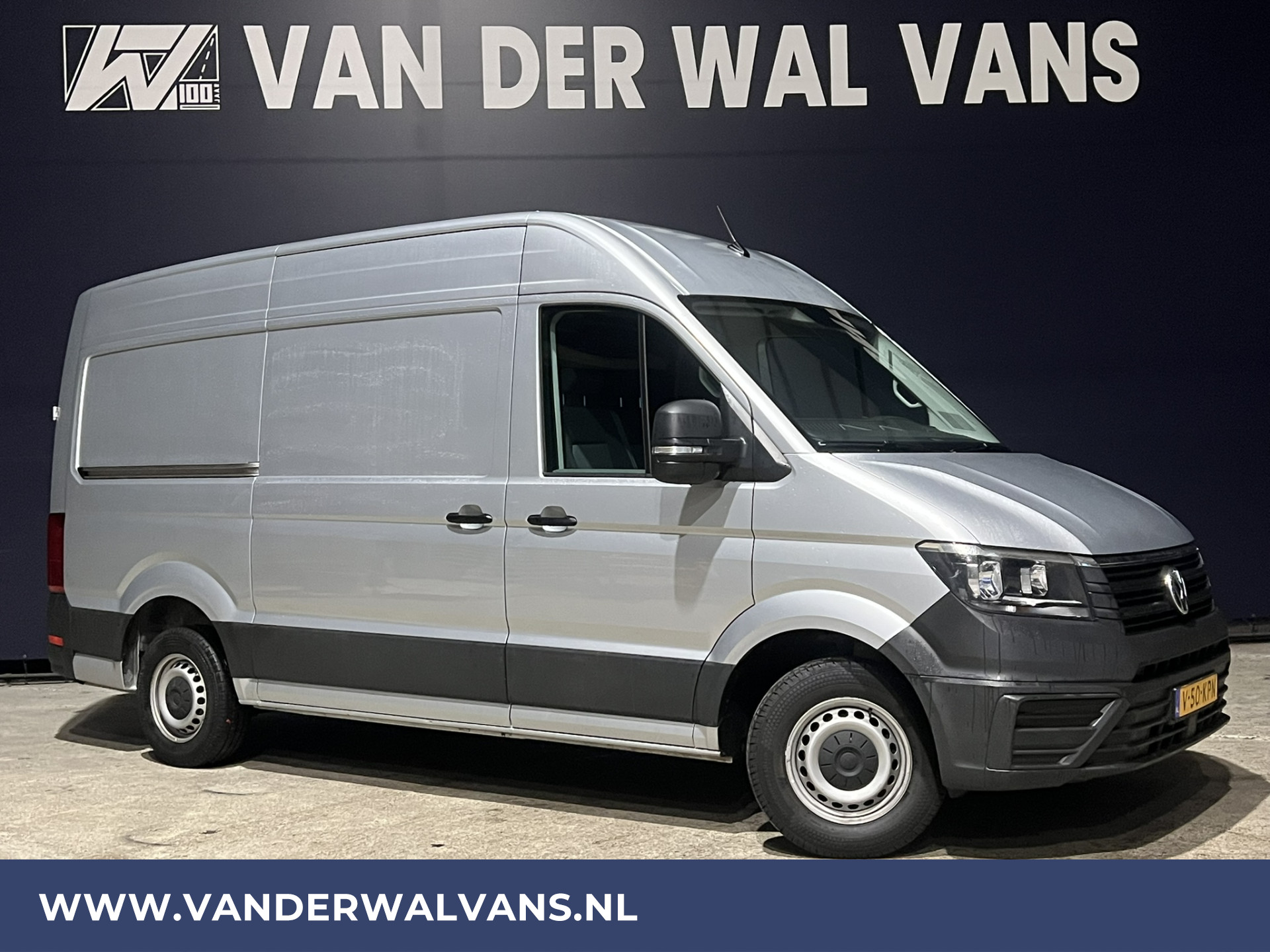 Volkswagen Crafter 2.0 TDI 141pk **BPM VRIJ voor de Ondernemer** L3H3 L2H2 Euro6 Airco | Navigatie | Apple Carplay | Android Auto | Cruisecontrol Bijrijdersbank, 3000kg trekvermogen