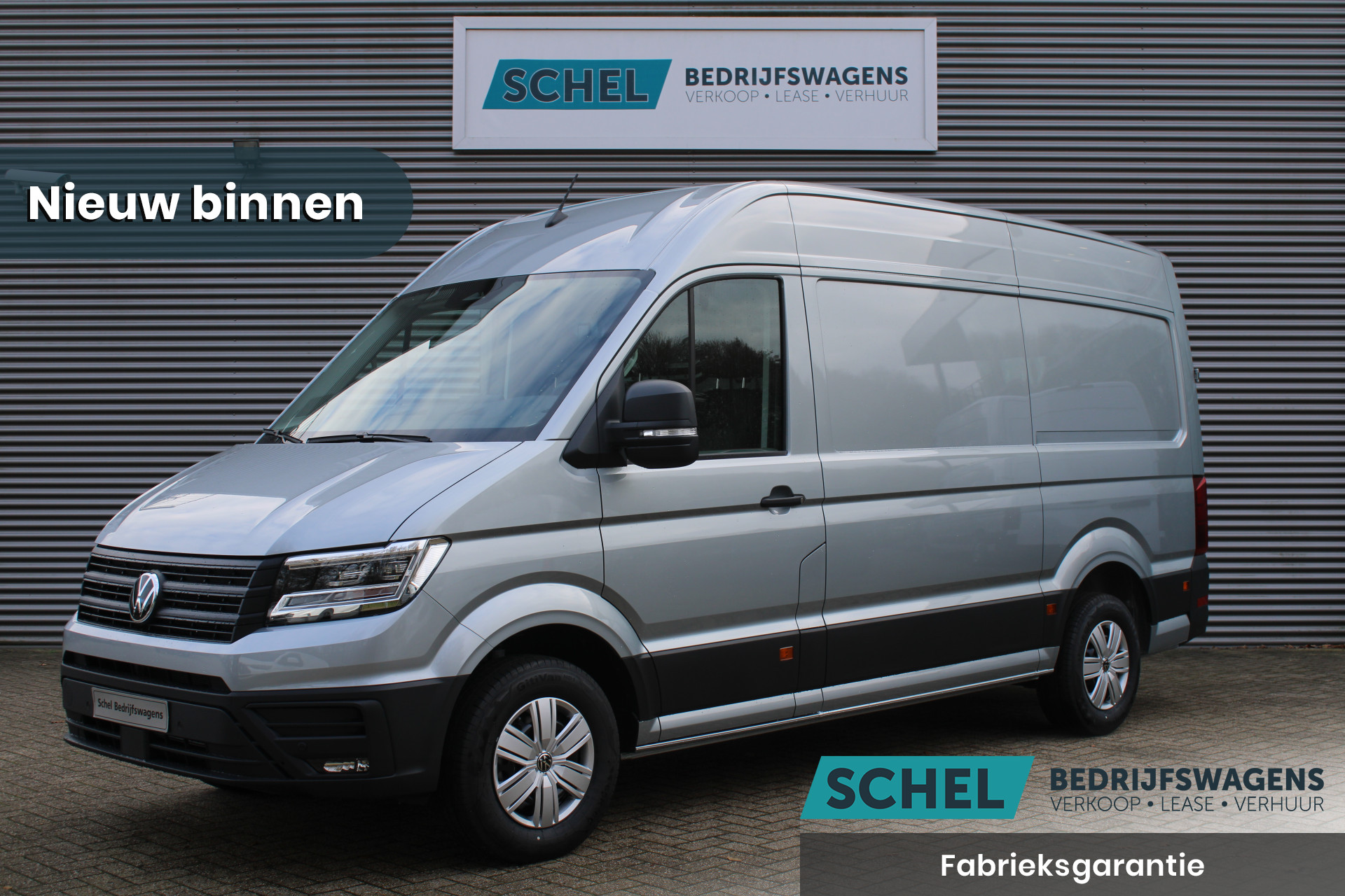 Volkswagen Crafter 35 2.0 TDI L3H3 177pk - Facelift - Navigatie - LED - Geveerde stoel - Virtual cockpit - Camera - Trekhaak - Stoelverwarming - Rijklaar