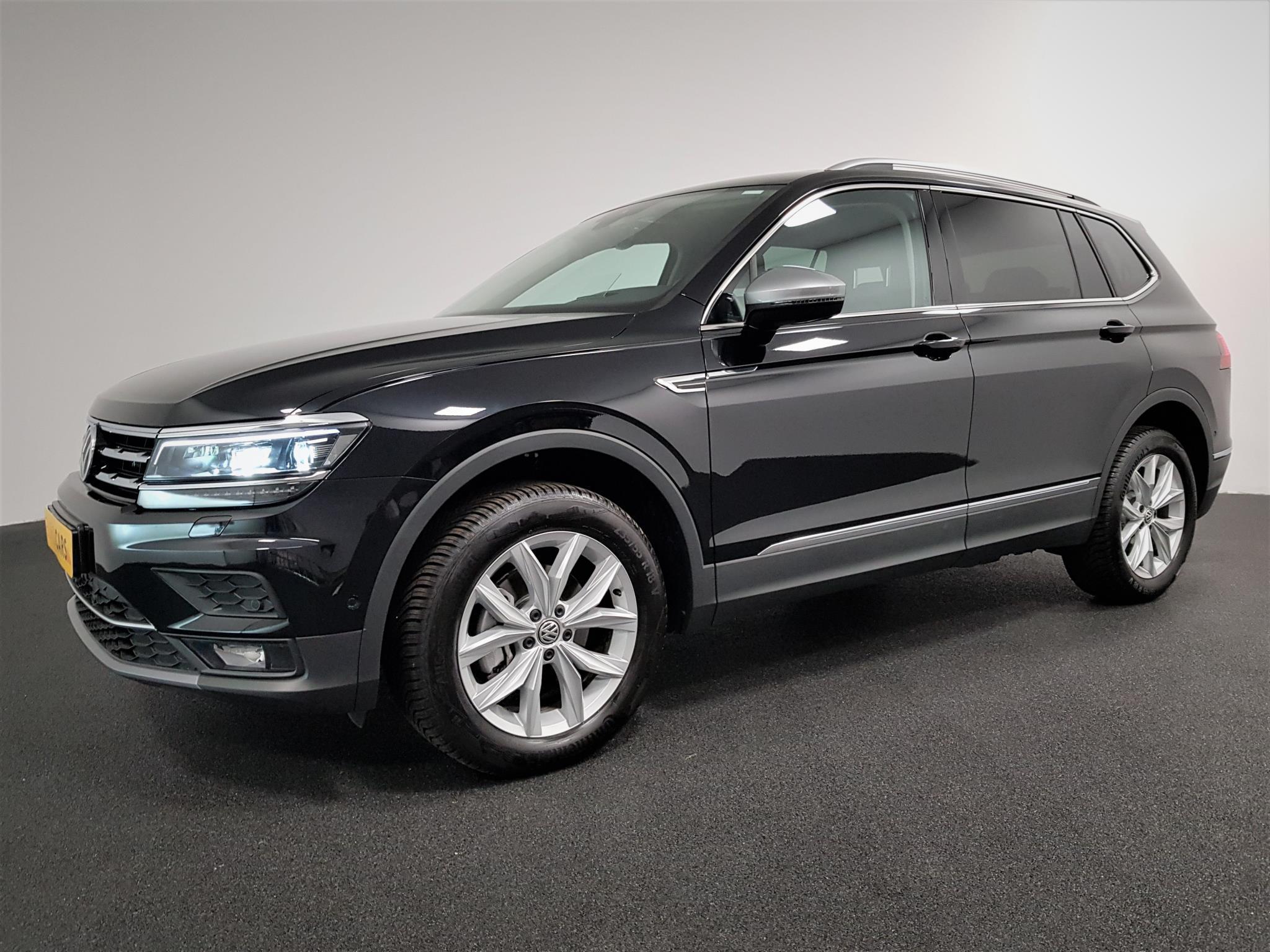 Volkswagen Tiguan Allspace 1.5 TSI 150pk DSG Highline 7p. | Navigatie | Climate Control | Camera 360 | Parkeer Sensoren | Adaptive Cruise Control | Electrisch bedienbare achterklep | Stoelverwarming