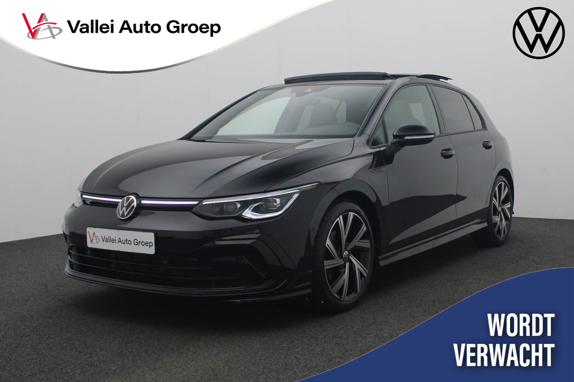 Volkswagen Golf 1.5 eTSI 150PK DSG R-Line Business | Pano | IQ Light | Camera | Sportonderstel | Navi | Stuur-/stoelverwarming | ACC | Keyless