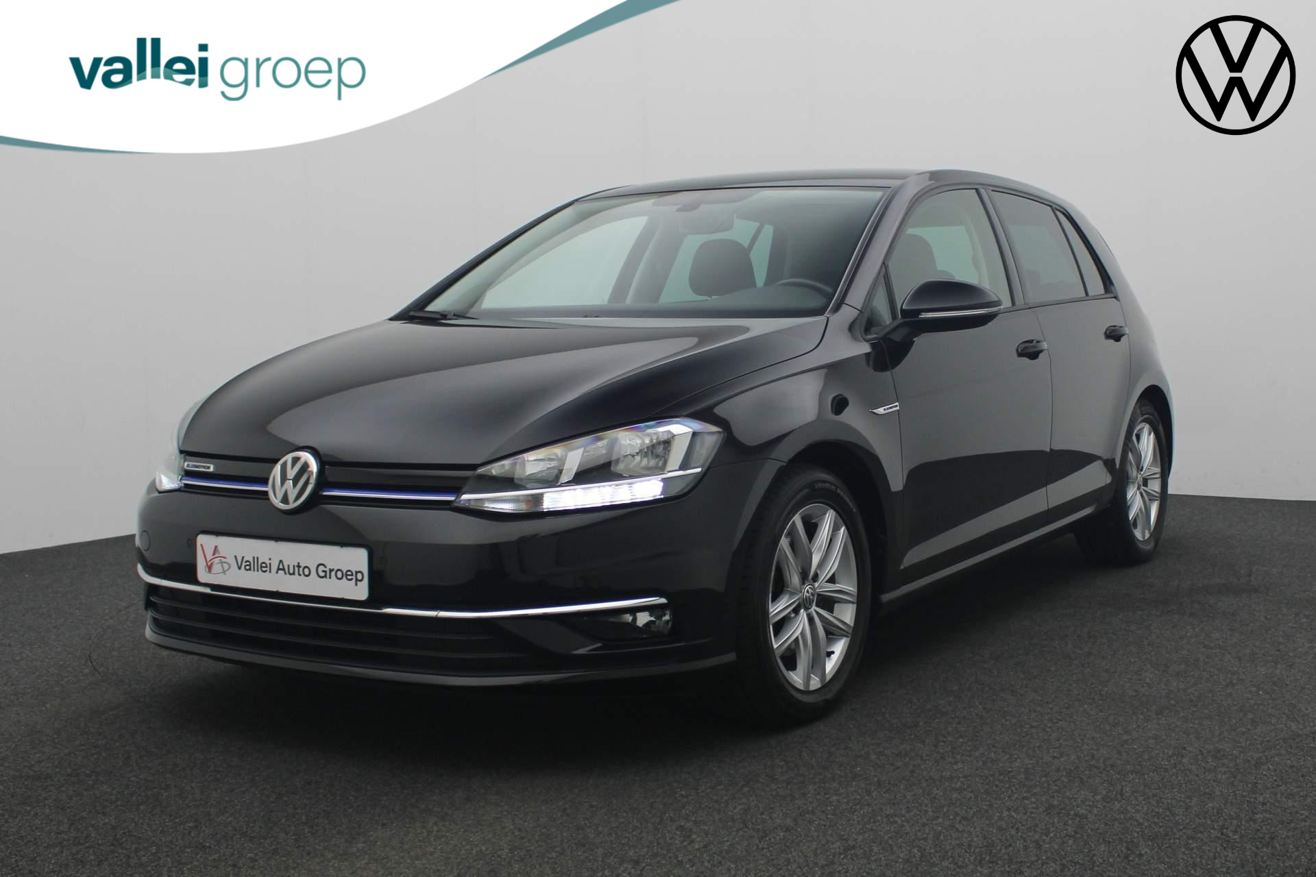 Volkswagen Golf 1.5 TSI 130PK Comfortline | Parkeersensoren voor/achter | ACC | Apple Carplay / Android Auto | 16 inch