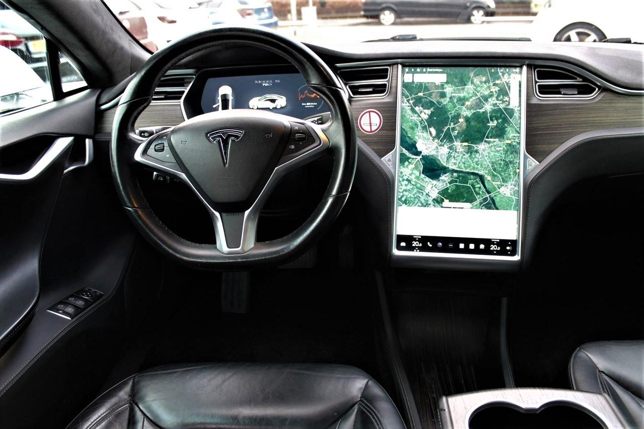 Tesla Model S 70D Base FREE SUPERCHARGE | AUTOPILOT