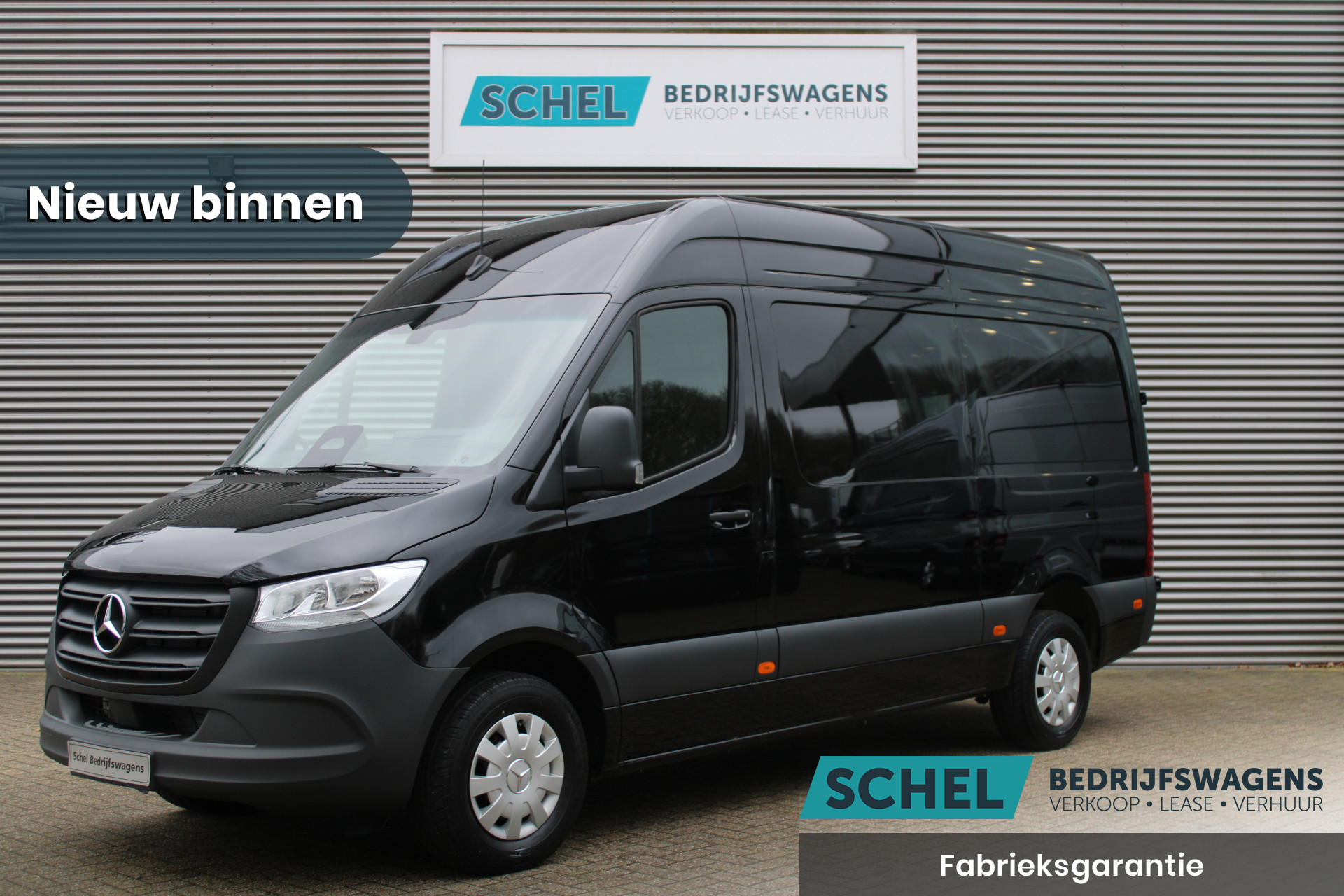 Mercedes-Benz Sprinter 317CDI L2H2 Pro - Mbux 10 - 3.5t Trekhaak - Betimmering - Camera - Carplay - Bind spot - Cruise - Smartphone integratie - Rijklaar