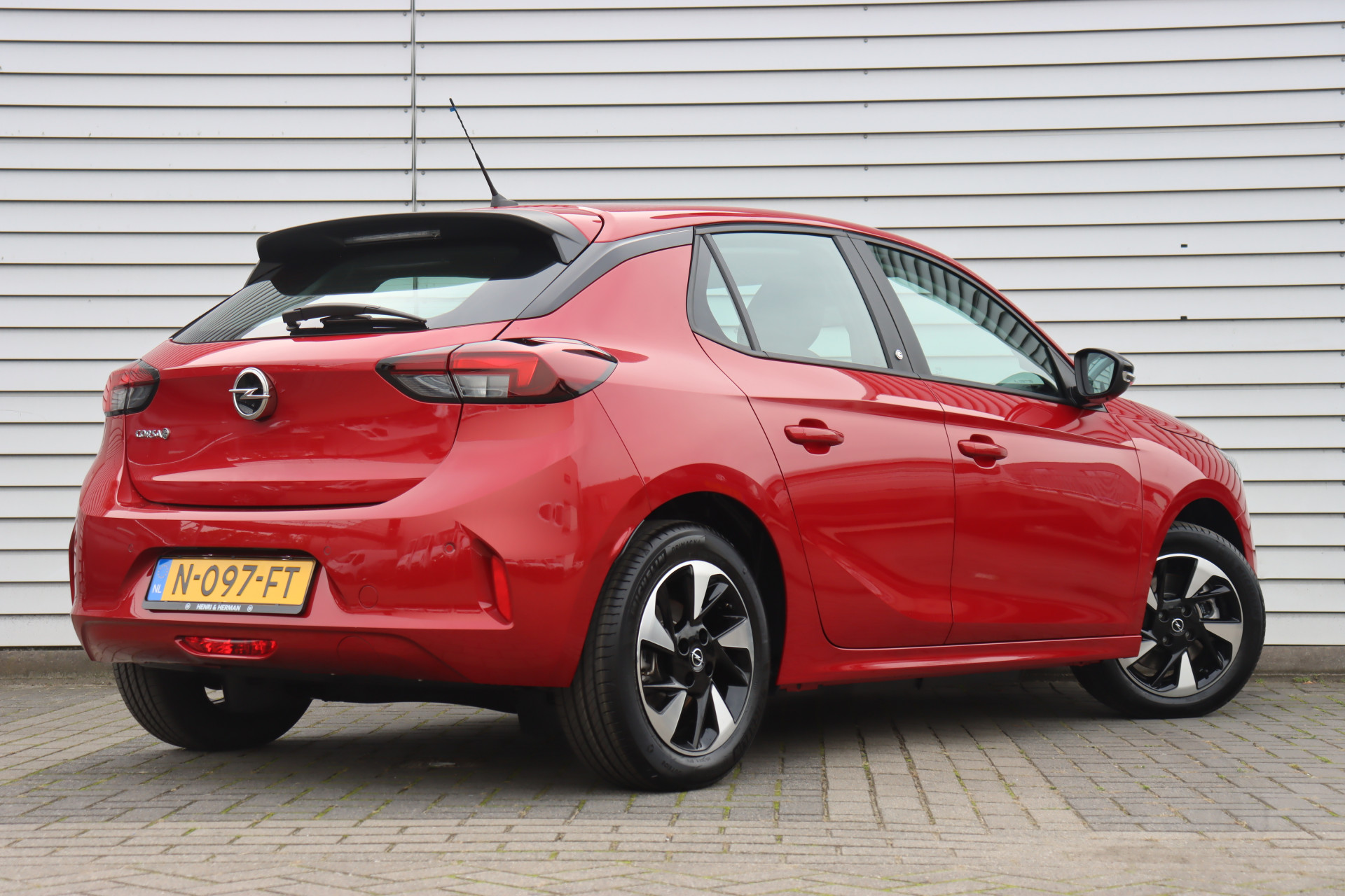 Opel Corsa -e Edition (Subsidie!!/12%BIJT.!!/NAV./Climate/PDC/LMV)