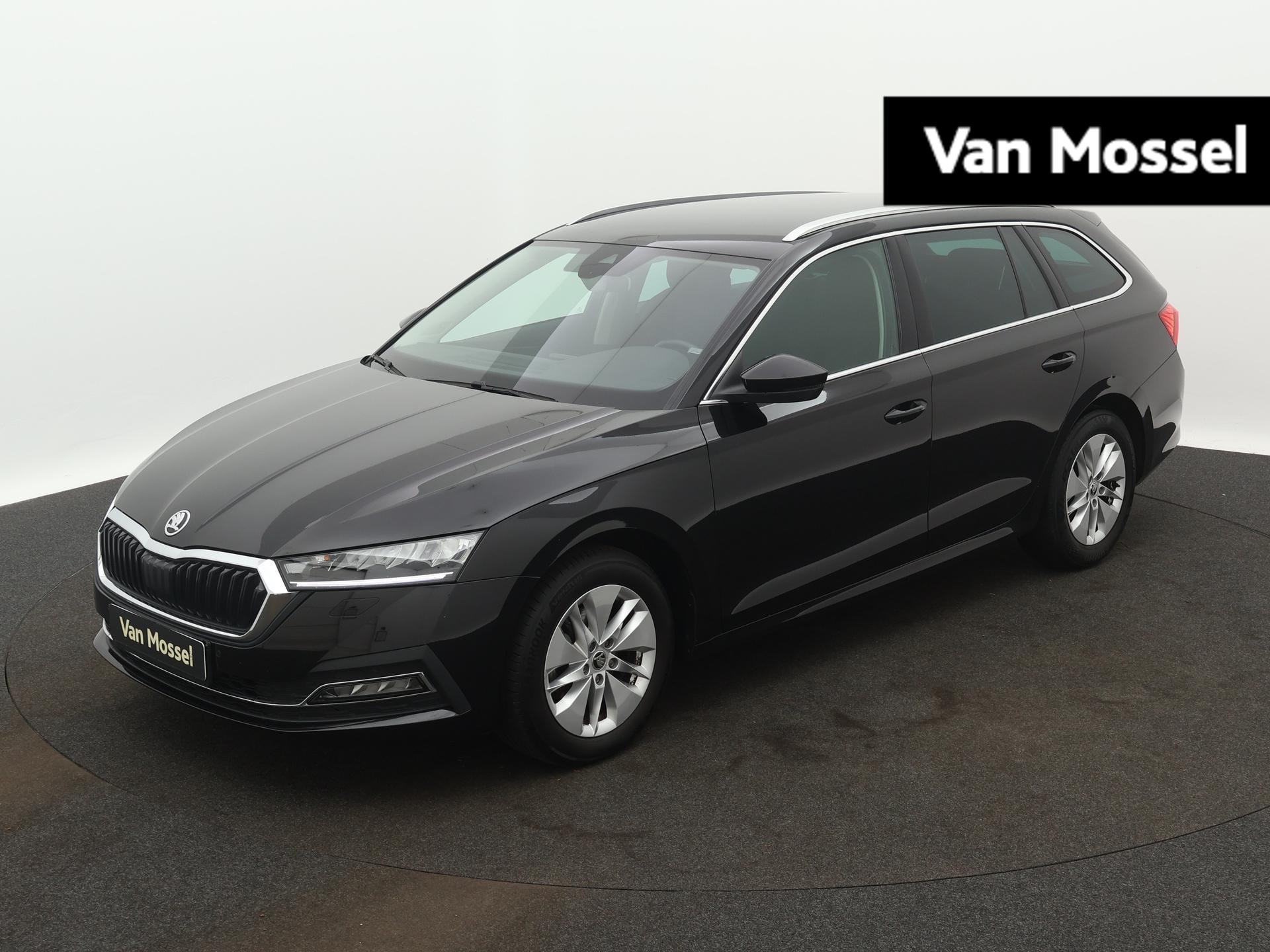 Škoda Octavia Combi 1.5 TSI Greentech Ambition Business | STOELVERWARMING | CRUISE CONTROL | PARKEERSENSOREN | NAVIGATIE |