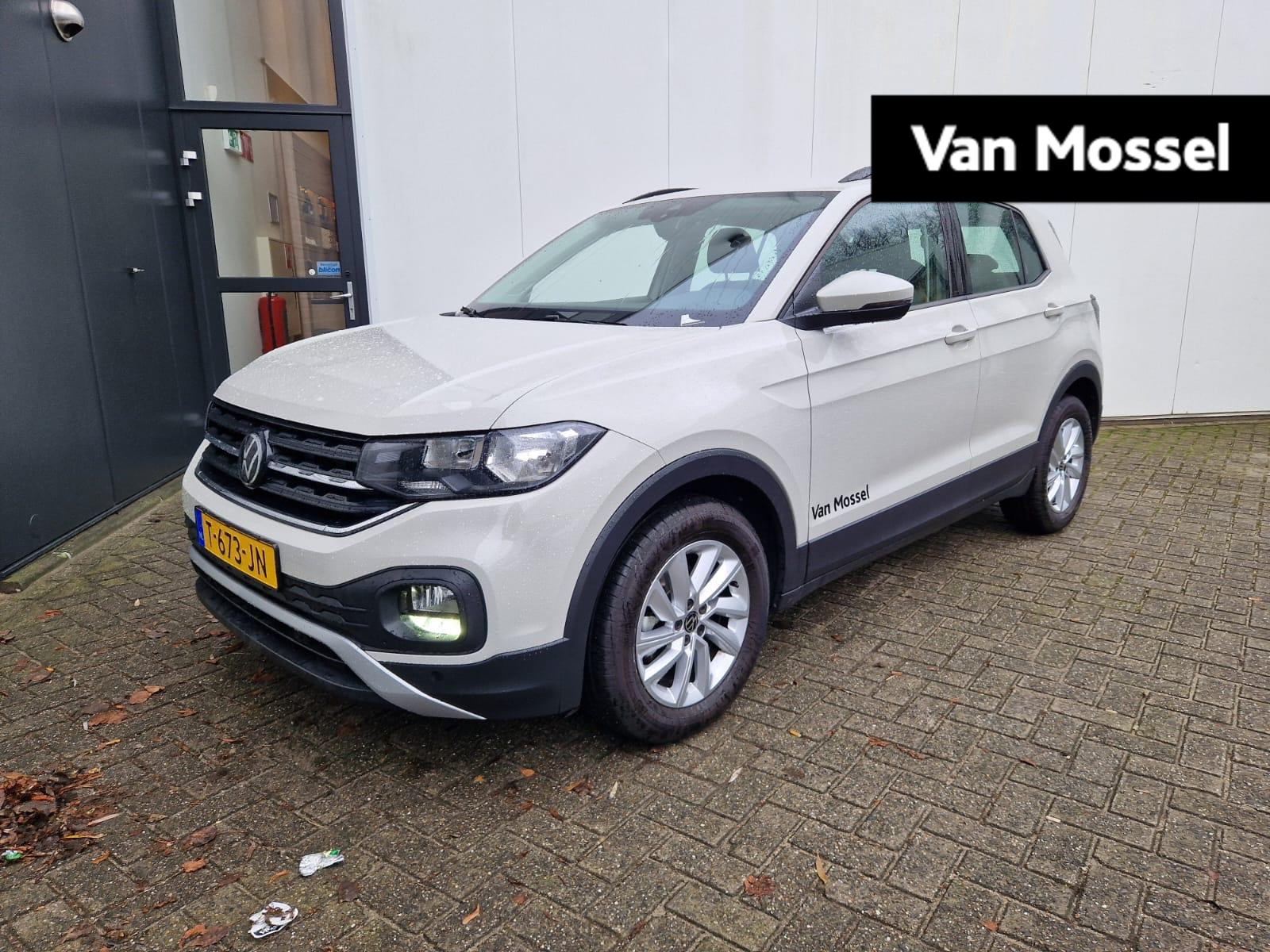 Volkswagen T-Cross 1.0 TSI Life 95 PK | Apple Carplay | Parkeersensoren| Adaptive cruise control | 16 inch lichtmetalen velgen | Start/stop syteem |