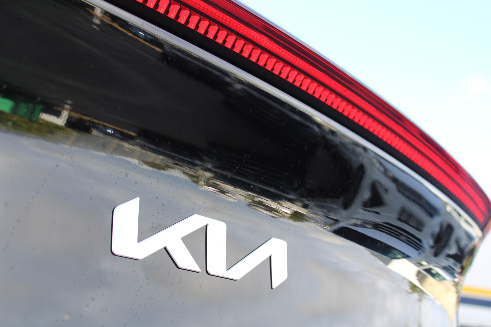 Kia EV6 77kWh GT-Line 510km Actieradius |  Schuif/kantel Dak | Electrische stoelen + geheugen | Stoel & Stuur Verwarming |