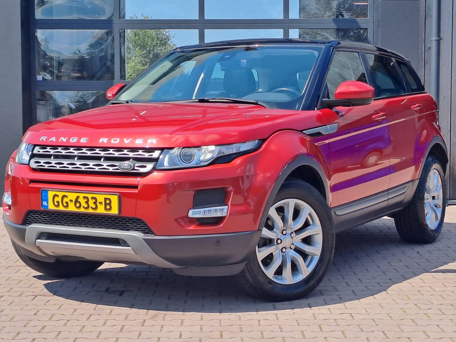 Land Rover Range Rover Evoque 2.0 Si 4WD Pure Business Edition | Automaat | Pano | Trekhaak | Navi | Leder | 4X4 |