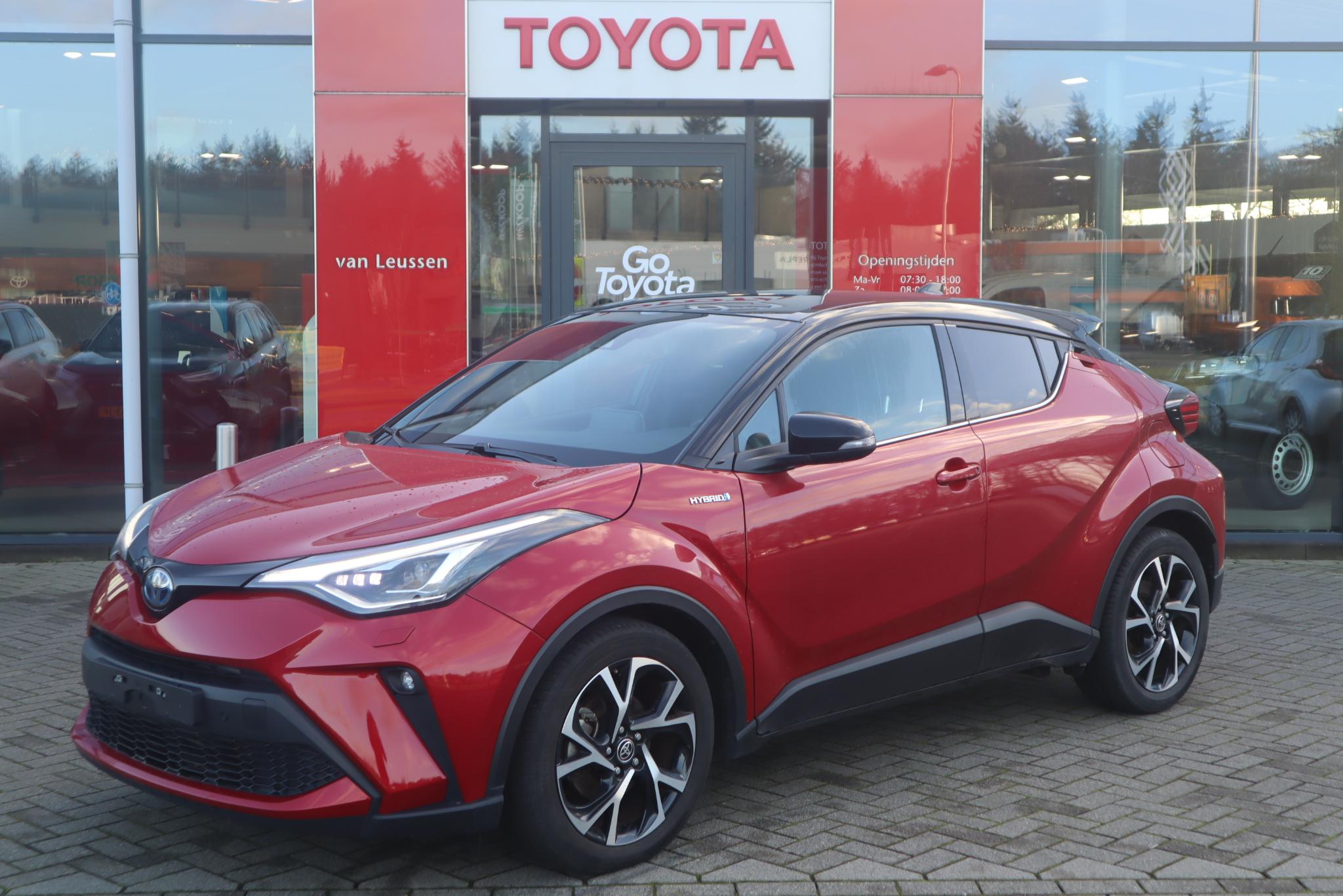 Toyota C-HR 1.8 HYBRID STYLE APPLE/ANDROID 18"LMV STOEL/STUURVERWARMING P-SENSOREN KEYLESS