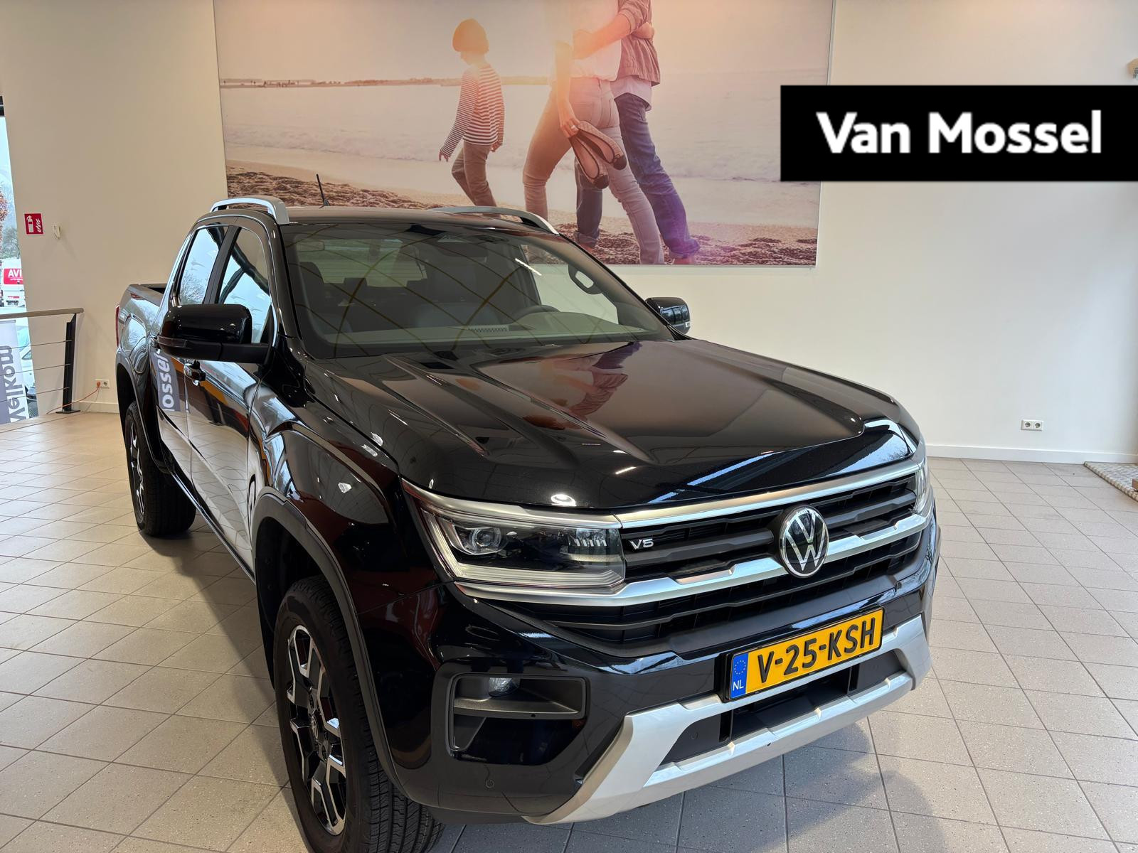 Volkswagen Amarok 3.0 TDI 4Motion | Automaat | Trekhaak | 2 zitplaatsen | Adaptive cruise control |  Harman/Kardon geluidssysteem | Navigatie | Radio | Camera | Parkeerhulp voor + achter |