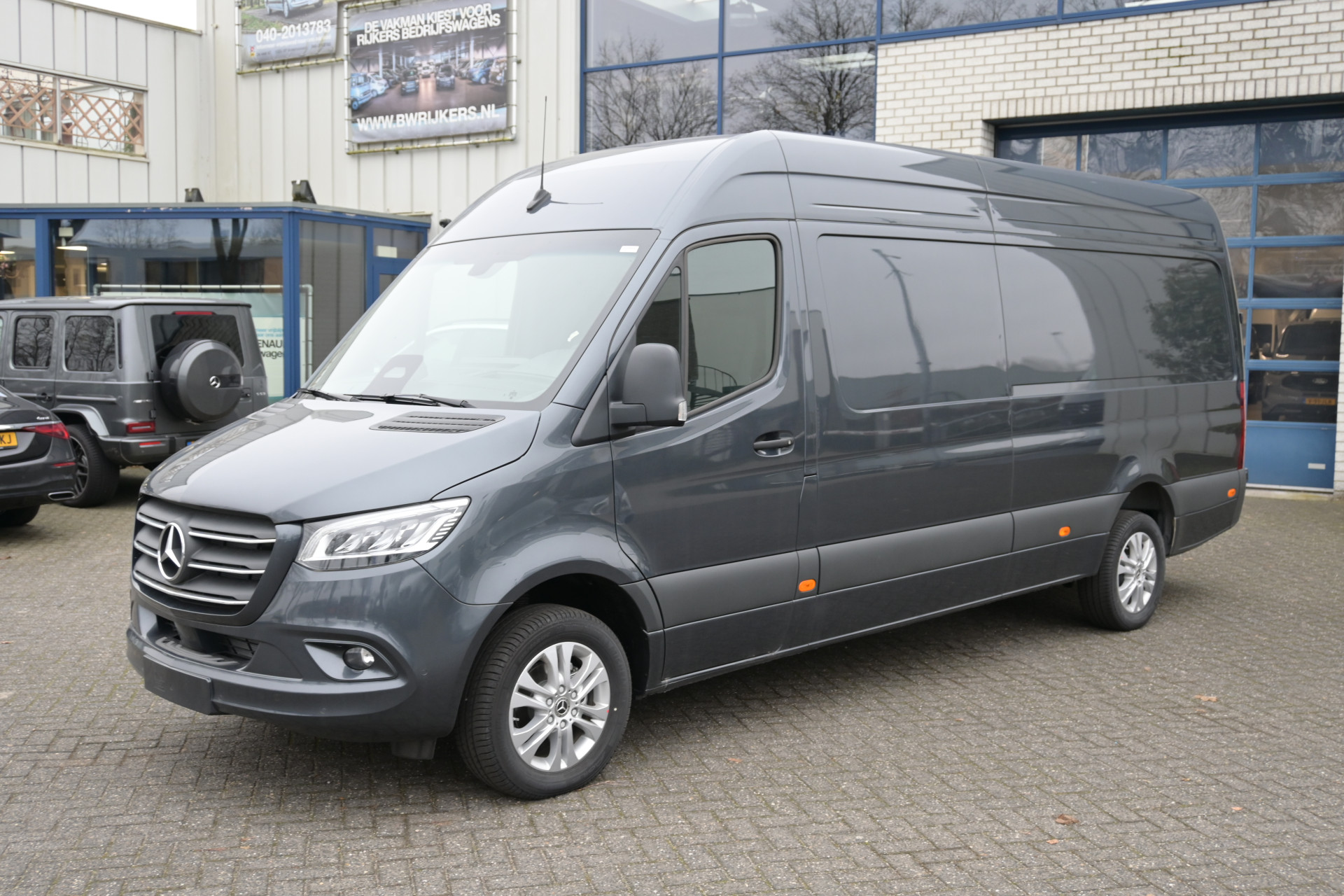 Mercedes-Benz Sprinter 317 CDI L3H2 Pro 3500 kg trekhaak, LED, Climate controle