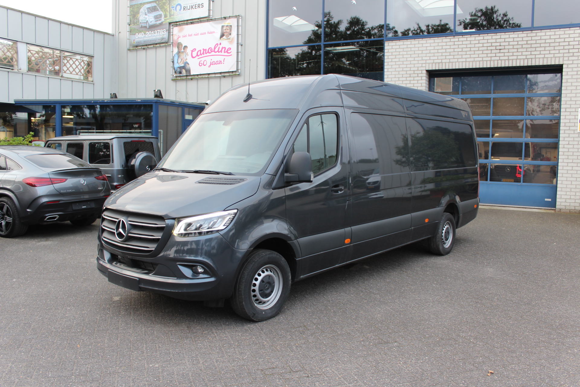 Mercedes-Benz Sprinter 317 CDI L3H2 3500kg trekhaak, MBUX 10.25 met parkeerpakket en camera