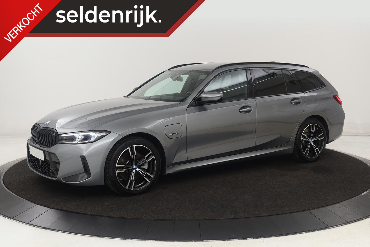 BMW 3 Serie 320e M Sport | Stoel & stuurverwarming | Adaptive cruise | Sportstoelen | Carplay | Head-Up | Adaptief LED | Camera | Leder/Alcantara | Live Cockpit