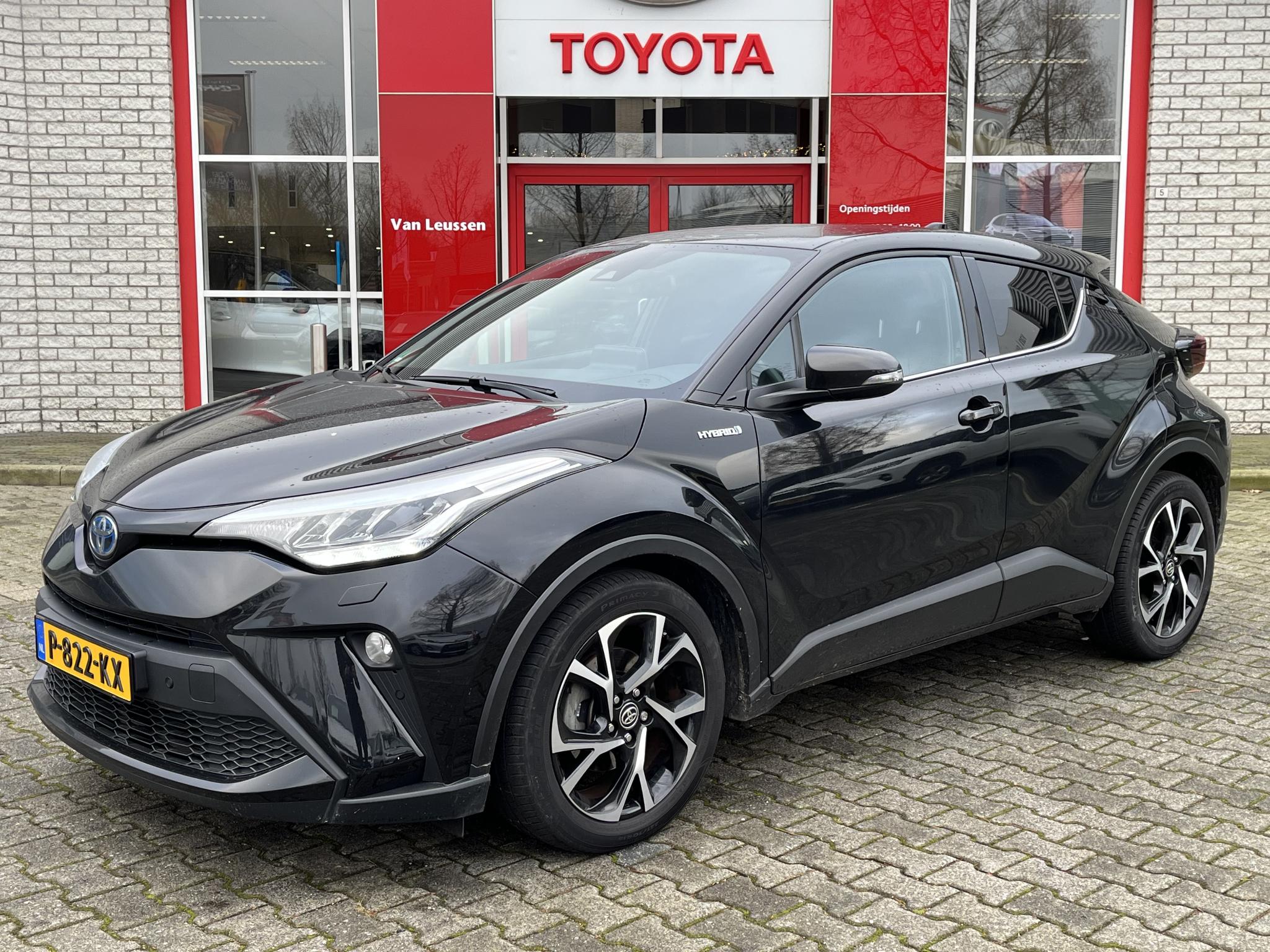 Toyota C-HR 1.8 HYBRID DYNAMIC STOEL/STUURVERW. APPLE/ANDROID BLIND-SPOT PARKSENSOREN V+A