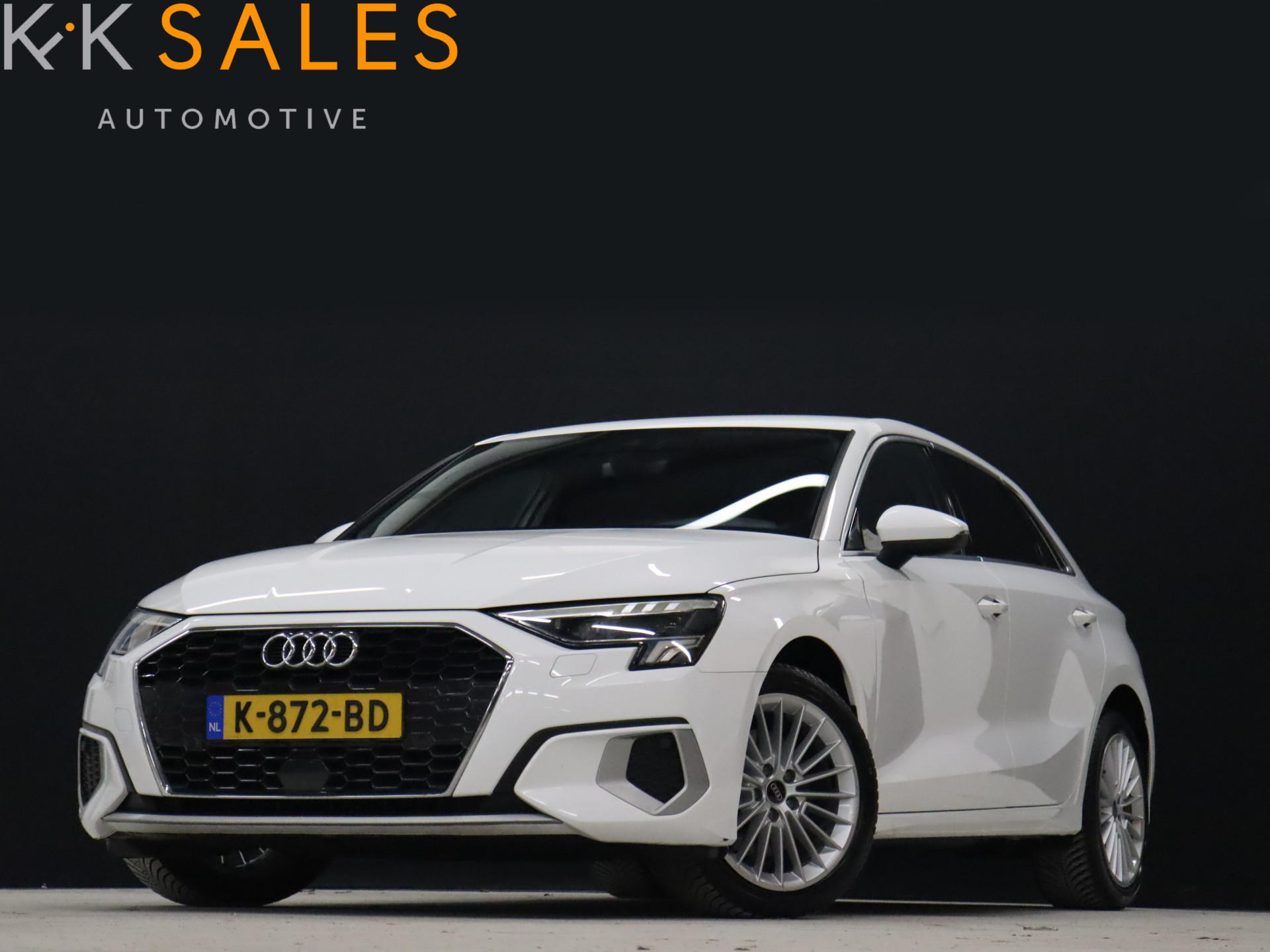 Audi A3 Sportback 30 TFSI Sport *WEEKAANBIEDING* [CRUISE CONTROL, APPLE CARPLAY, PARKEERSENSOREN, SPORTSTOELEN, NAVIGATIE, NIEUWSTAAT]