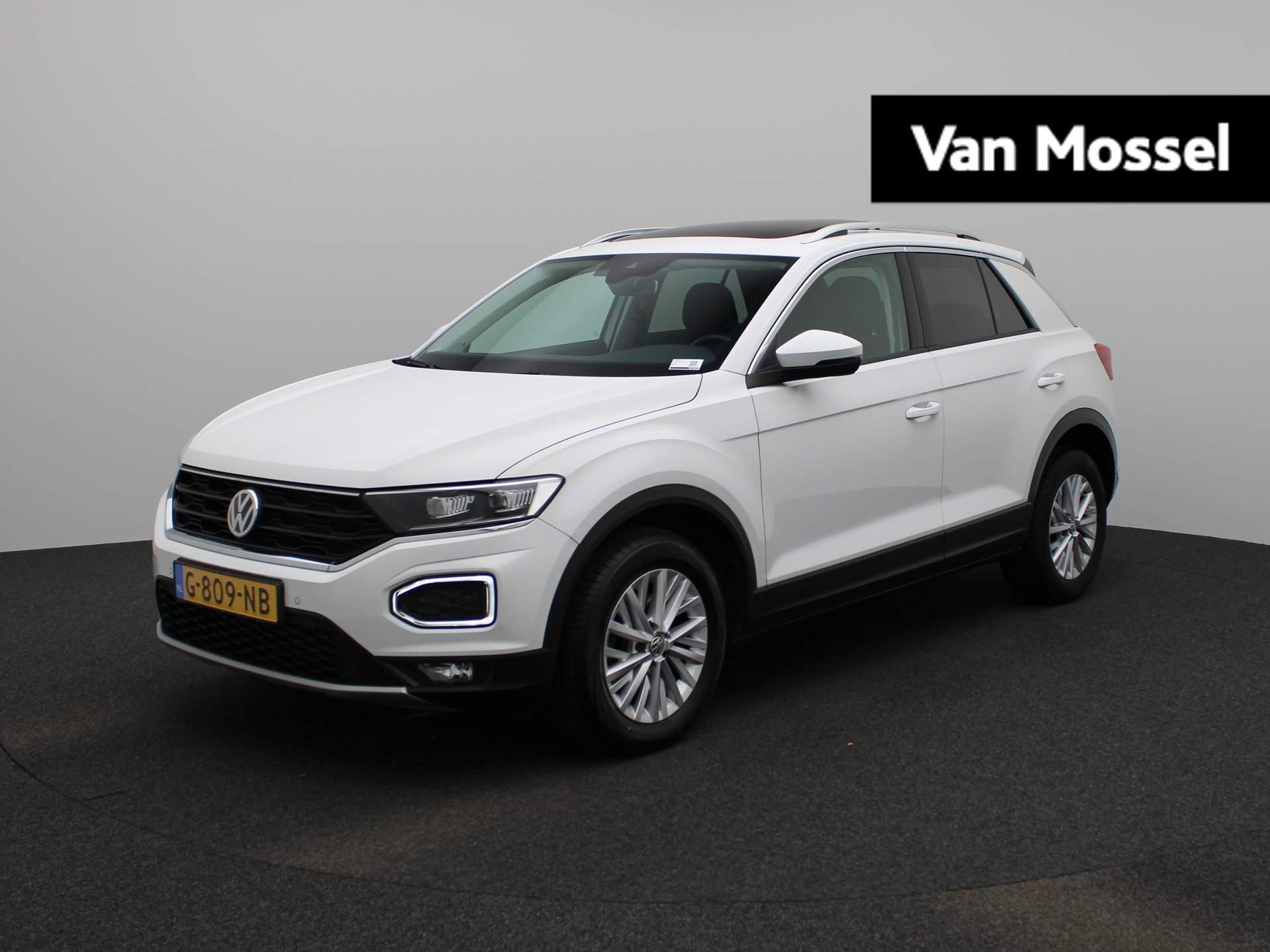 Volkswagen T-Roc 1.5 TSI Style Business | Navigatie | Panoramisch dak | Elektrische achterklep | Achteruitrij Camera | LMV | Stoel verwarming  | Stuur verwarming | Adaptieve cruise control | Parkeersensoren |