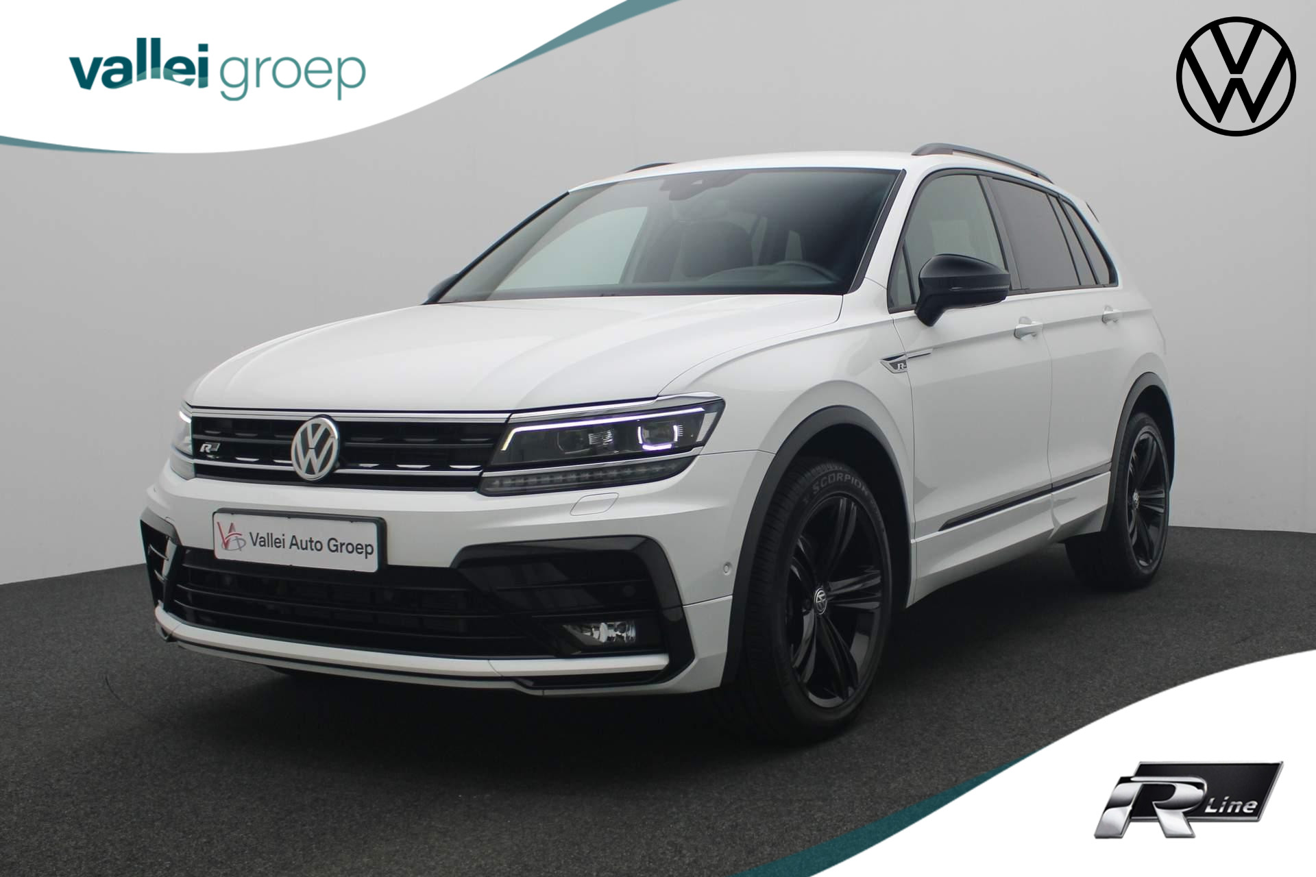 Volkswagen Tiguan 2.0 TSI 190PK DSG 4Motion Highline Business R / R-Line Black Style | Leder | Adaptief onderstel | HUD | Camera | Keyless | Navi | Full LED | ACC | 19 inch