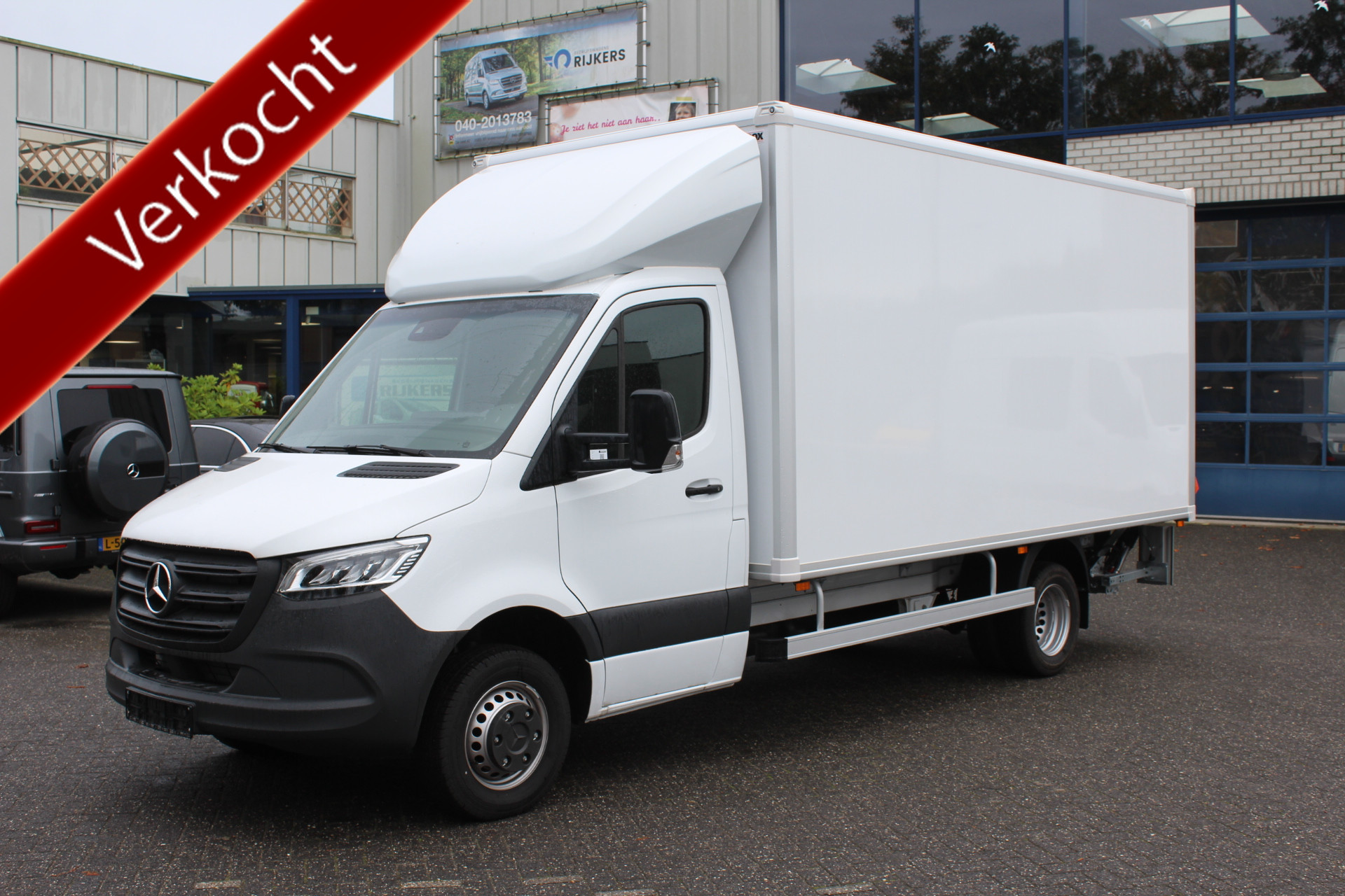 Mercedes-Benz Sprinter 517 CDI L3 Bakwagen met klep 1000 kg en 180 cm plateau, LED, 10.25 MBUX