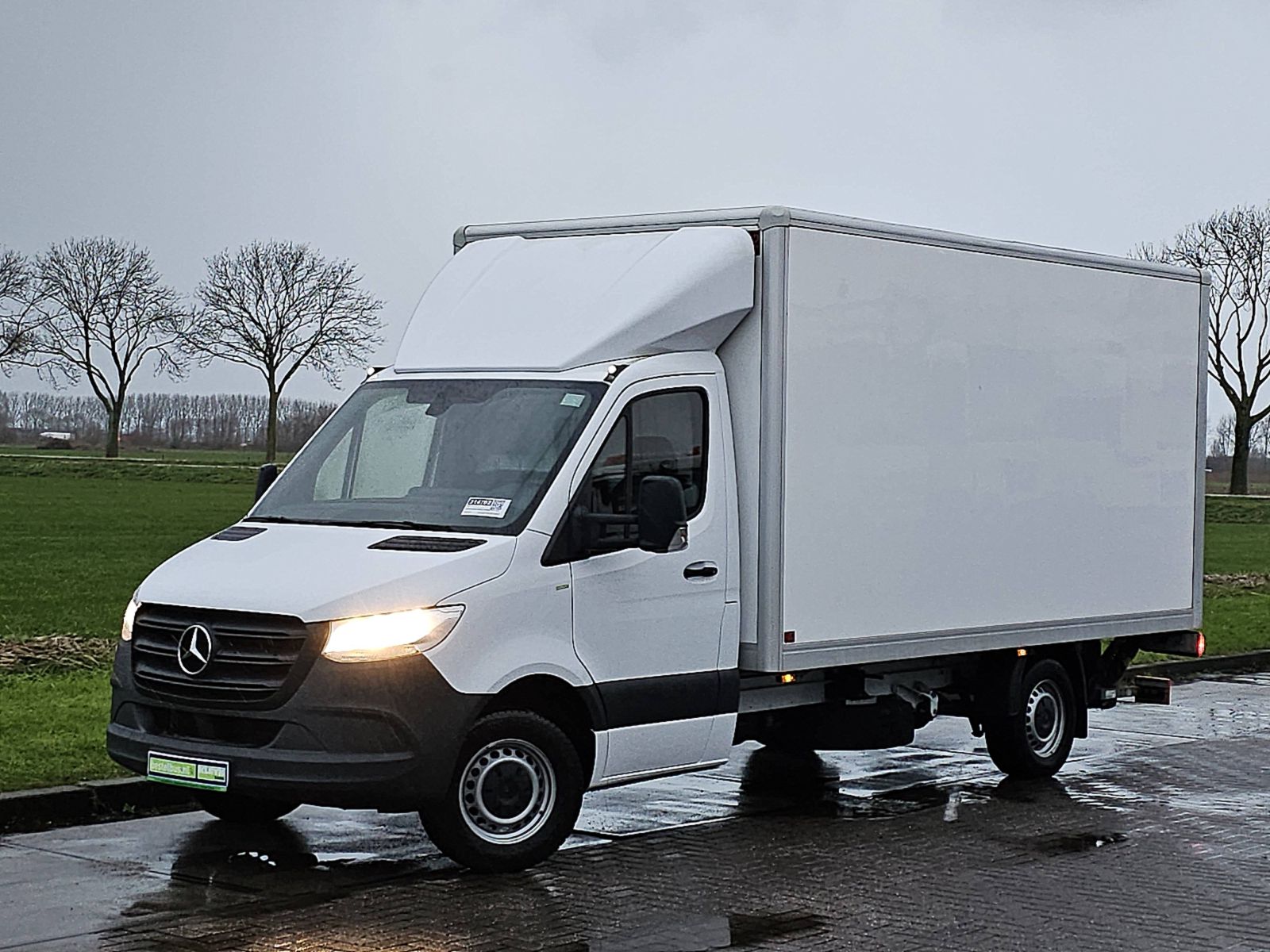 Mercedes-Benz Sprinter 315 Bakwagen Laadklep Airco Zijdeur Spoiler 150Pk Lat-om-Lat Betimmerd Euro6!