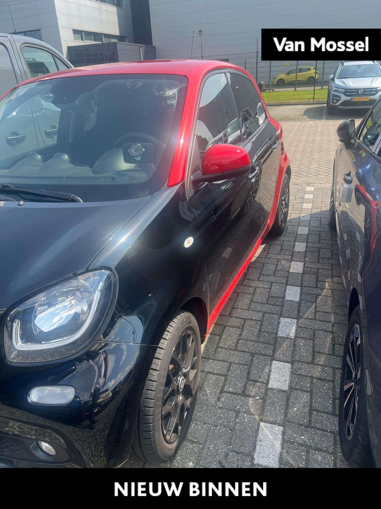Smart Forfour 1.0 Turbo Passion AUTOMAAT | Airco | LM Velgen | Bluetooth |