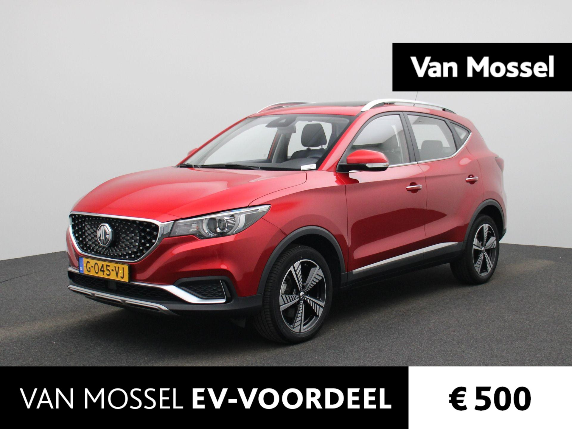 MG ZS-EV Luxury 45 kWh | LEDER | STOELVERWARMING | PANORAMADAK | ACHTERUITRIJCAMERA | NAVIGATIE |