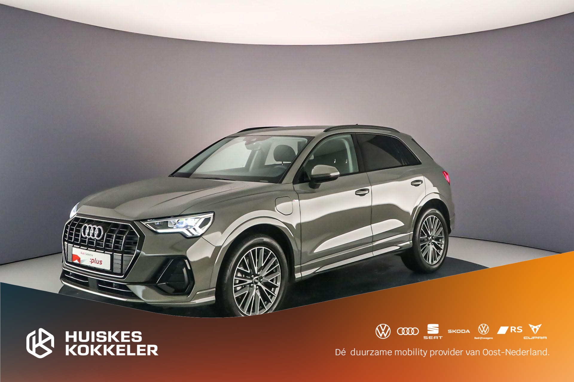 Audi Q3 45 TFSI e S edition | Trekhaak | Keyless | Adapt. Cruise | 19 inch | S-Line | Stoelverwarming | Optiek Zwart |