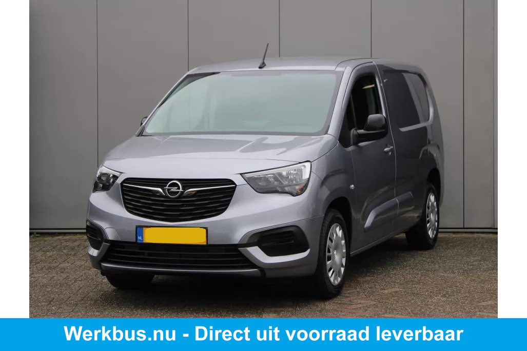 Opel Combo 1.5D L2H1 Standaard van 26.621,- voor 21.600,-