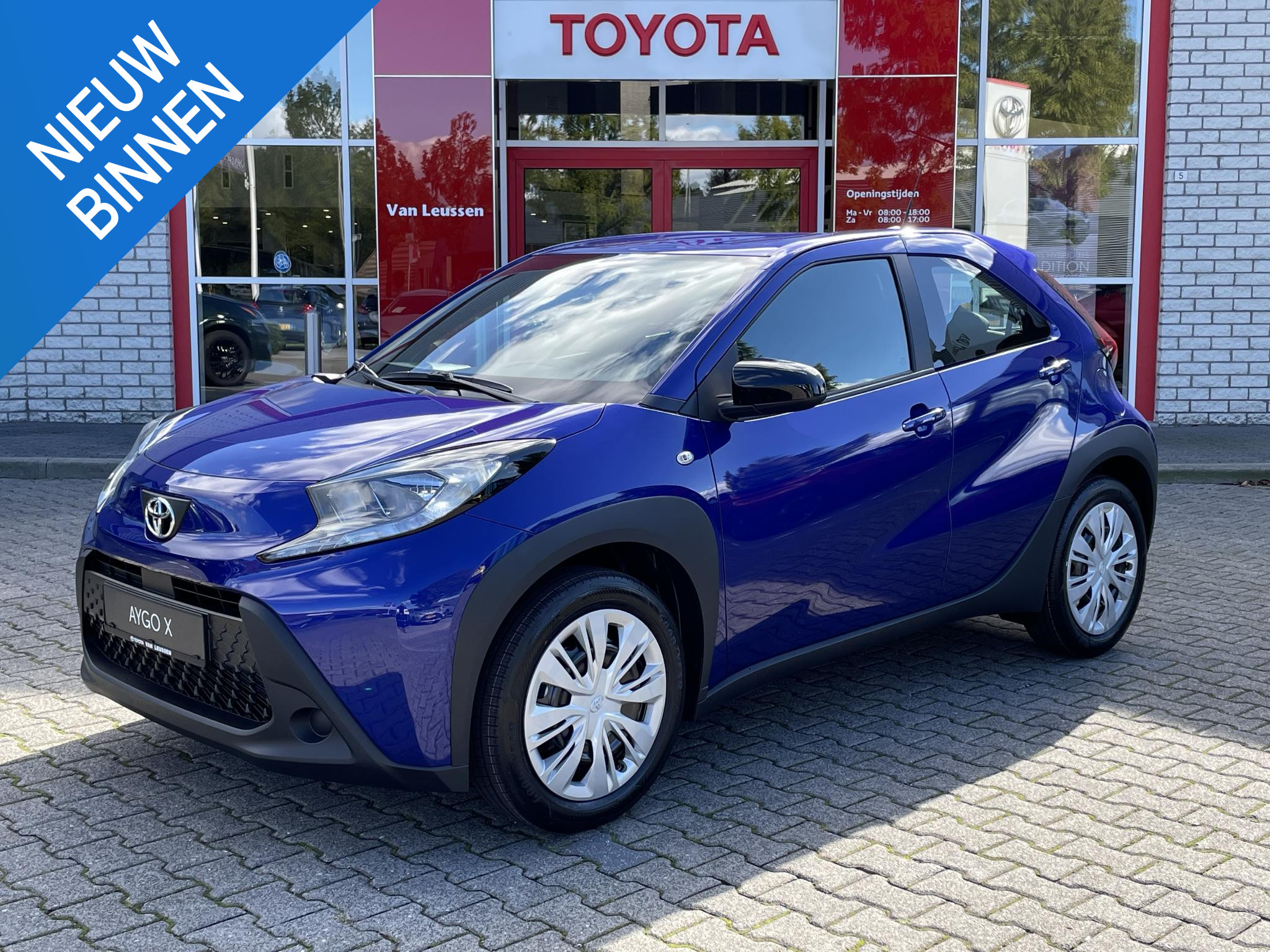 Toyota Aygo X MT PLAY NL-AUTO NIEUW EN DIRECT LEVERBAAR!! APPLE/ANDROID AD-CRUISE DAB AIRCO EL-RAMEN BLUETOOTH