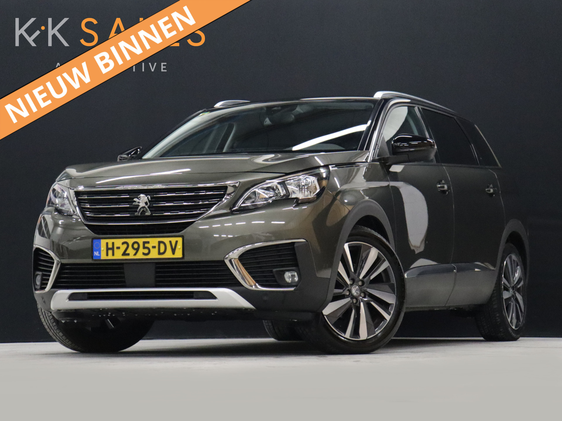 Peugeot 5008 1.2 PureTech Blue Lease Premium 7-Pers. [TREKHAAK, APPLE CARPLAY, ANDROID, CAMERA, CRUISE, NIEUWSTAAT]